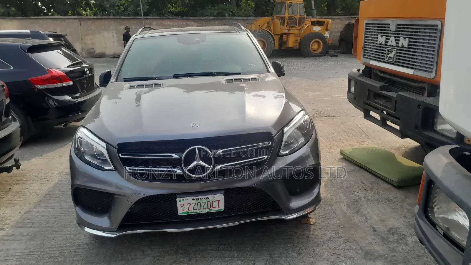 Mercedes-Benz GLE-Class AMG GLE 43 4MATIC 2017 Gray