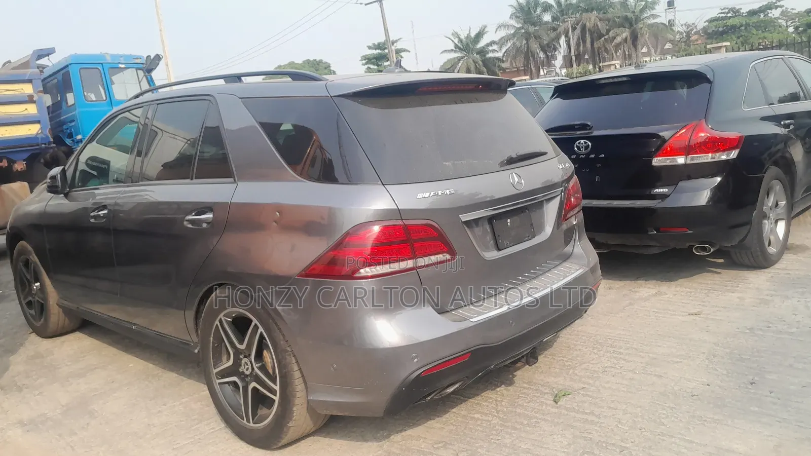 Mercedes-Benz GLE-Class AMG GLE 43 4MATIC 2017 Gray