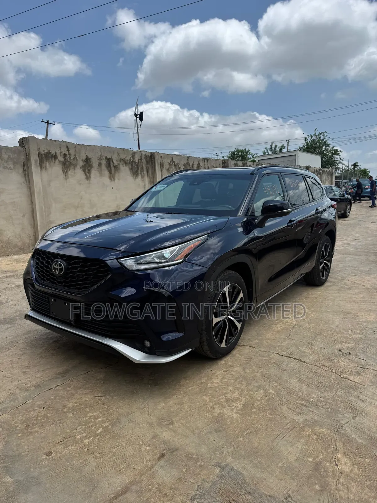 Toyota Highlander XSE 2022 Blue