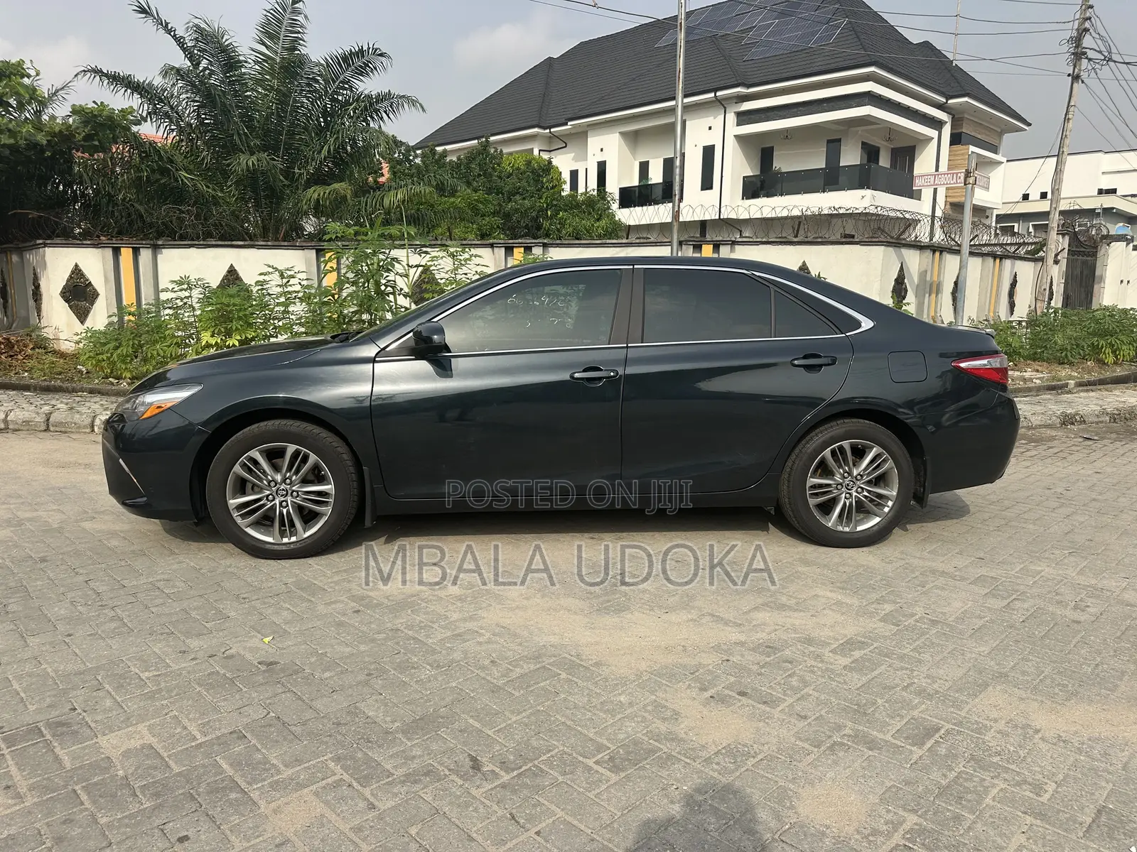 Toyota Camry SE 4dr Sedan (2.5L 4cyl 6A) 2016 Blue