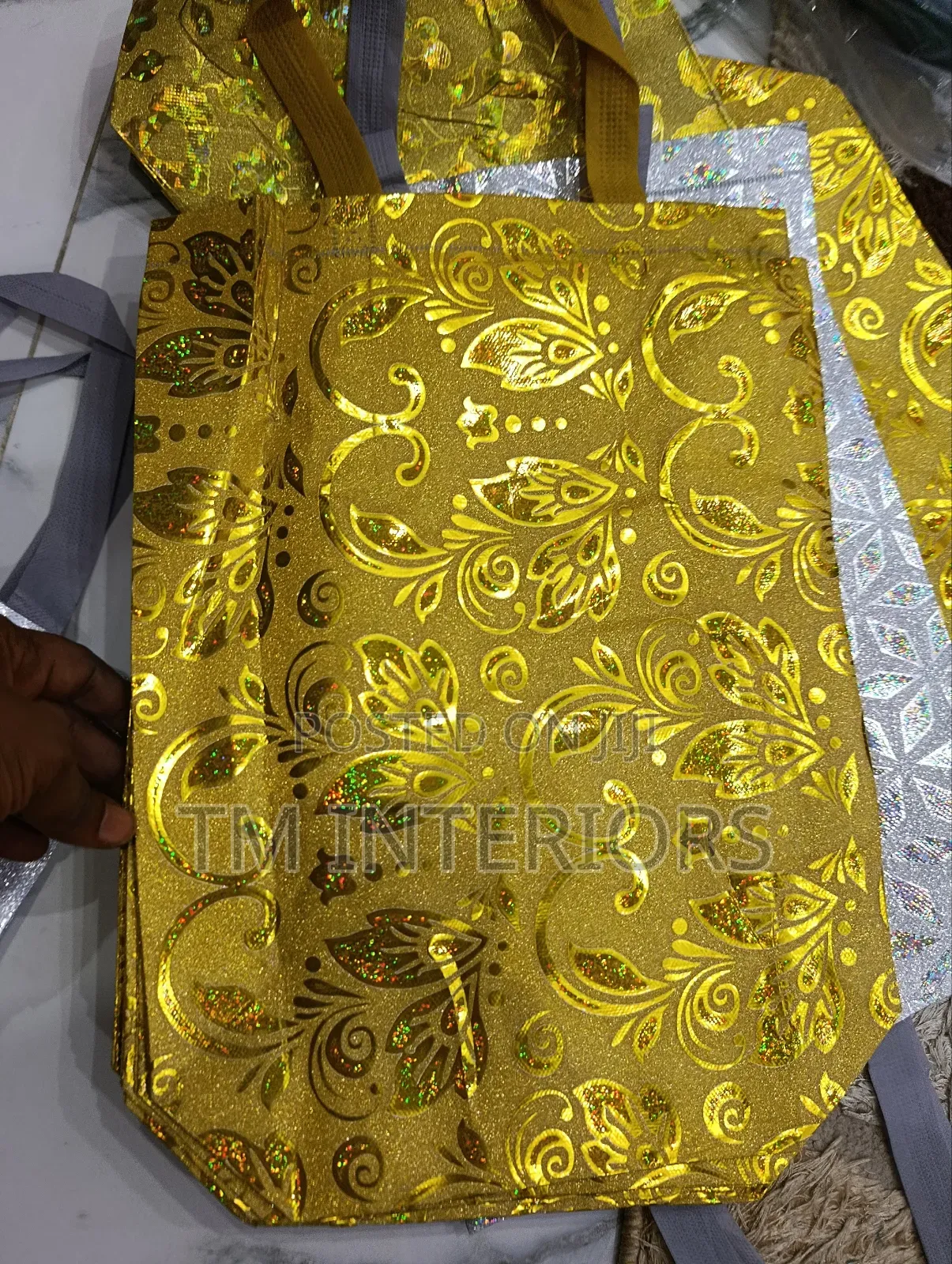 Gold and Silver Beautiful Gift/Souvenir Bags, 10,500 Per 12 PCS