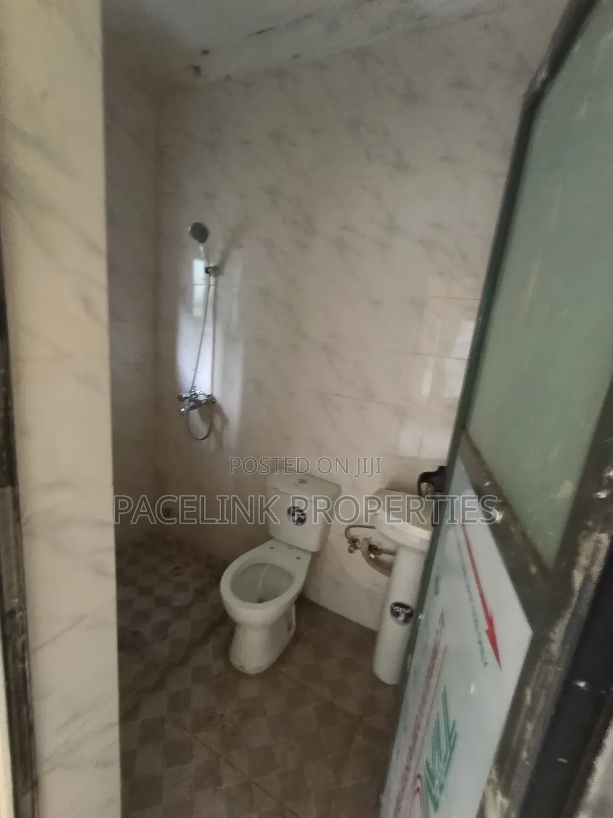 3bdrm Block of Flats in Ipaja / Ipaja for sale
