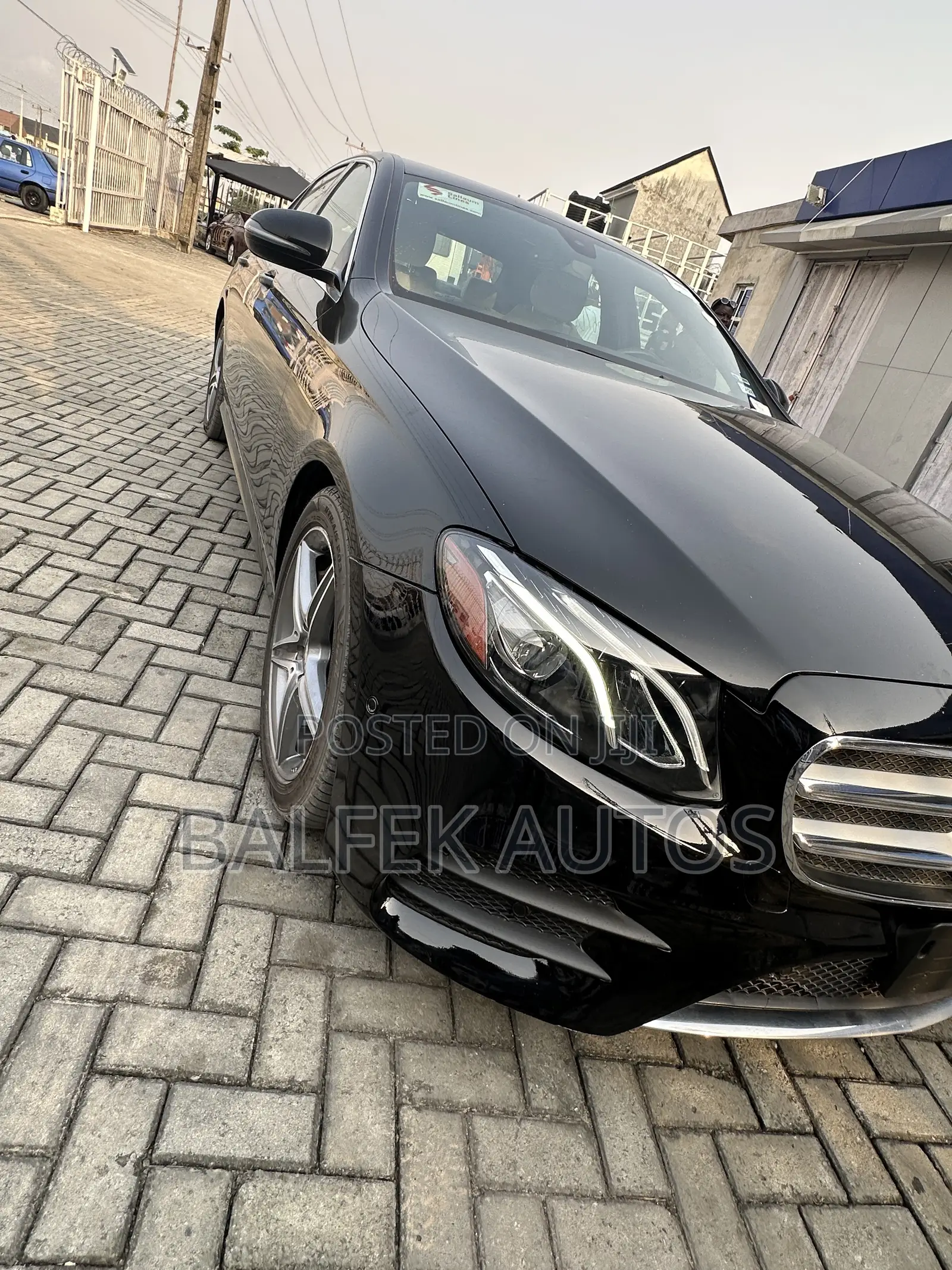Mercedes-Benz E300 2016 Black