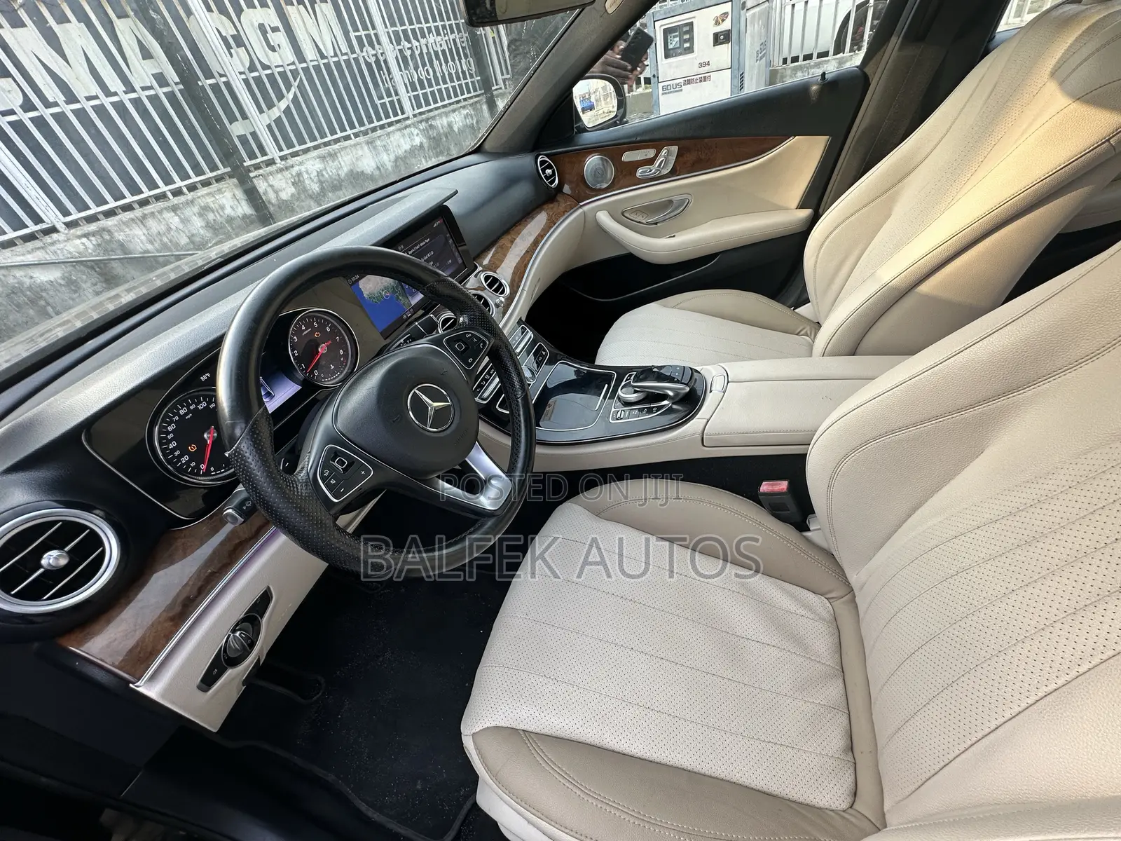 Mercedes-Benz E300 2016 Black