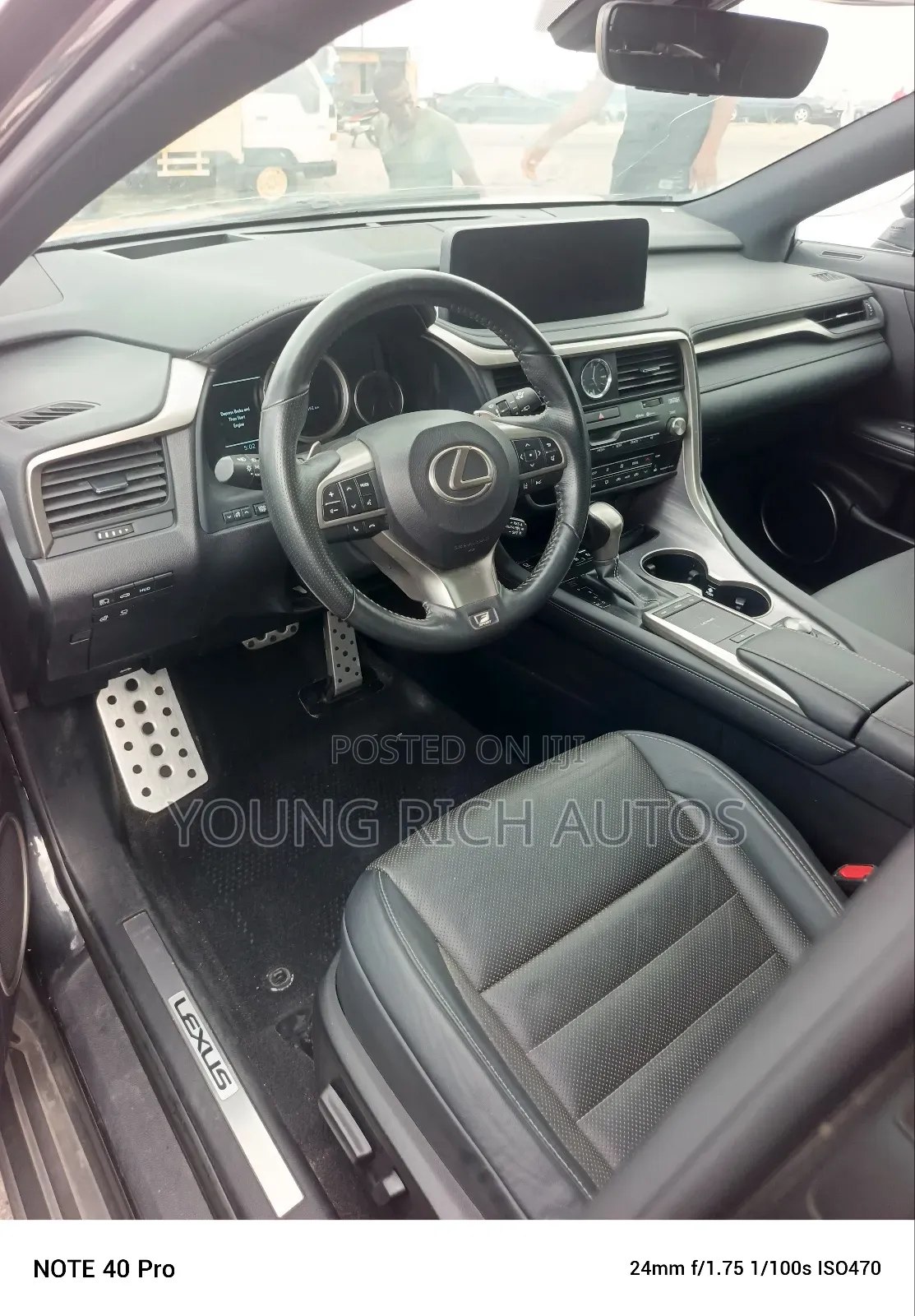 Lexus RX 2022 Black