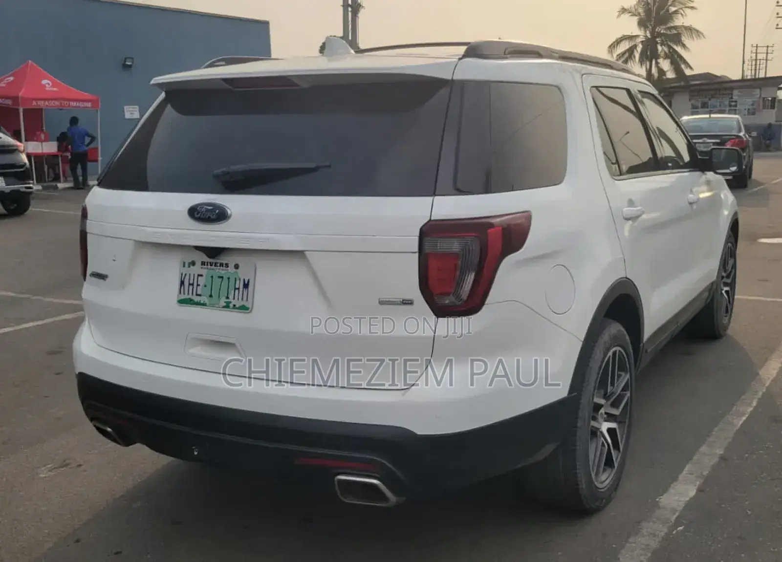 Ford Explorer Platinum 4dr 4x4 (3.5L 6cyl 6A) 2017 White