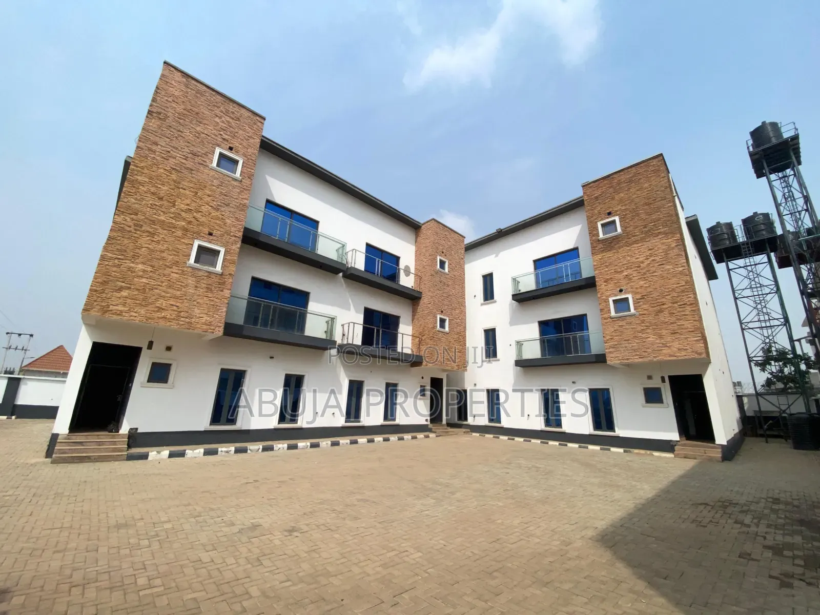 4bdrm Duplex in Mabushi for sale