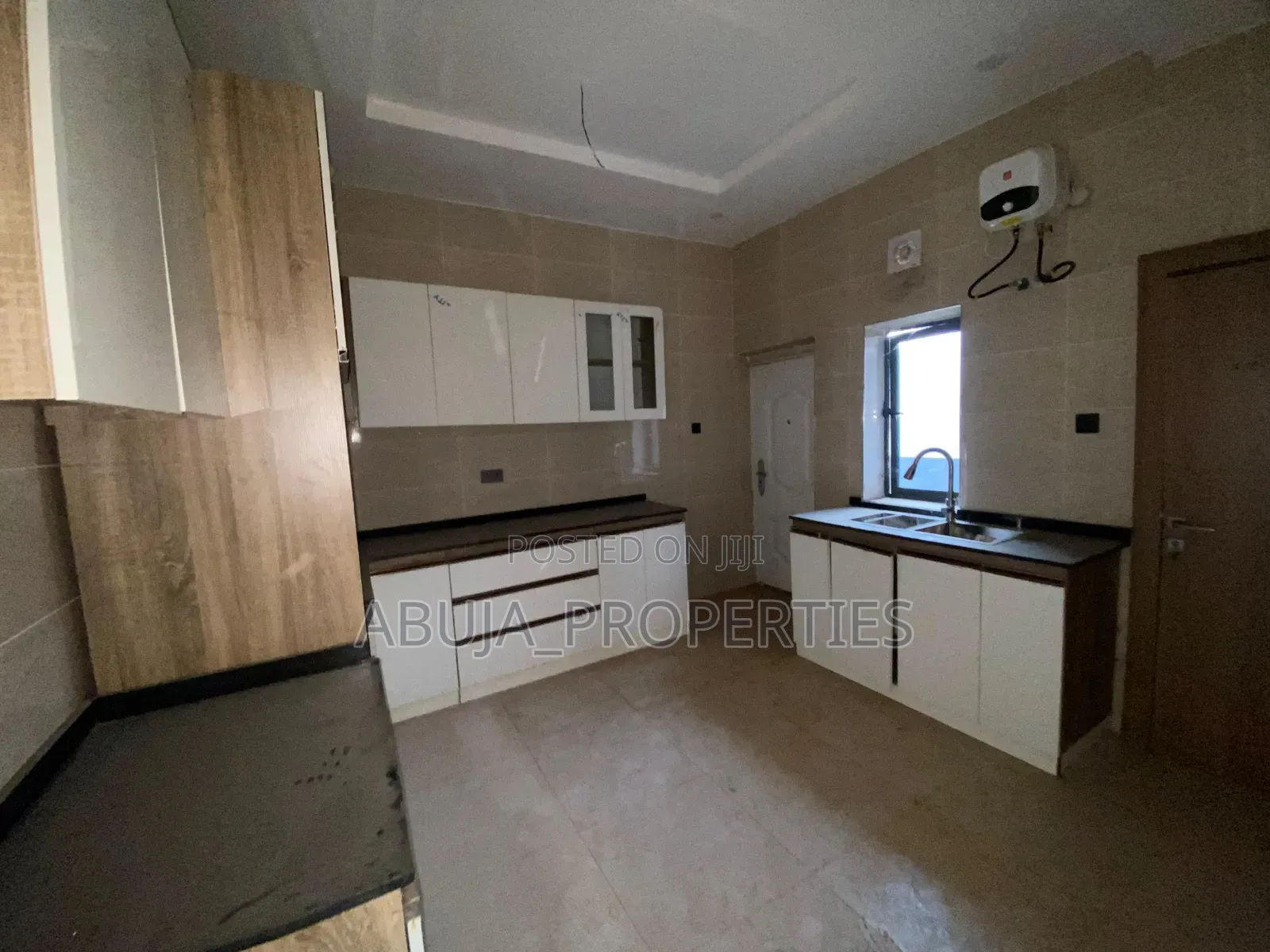 4bdrm Duplex in Mabushi for sale