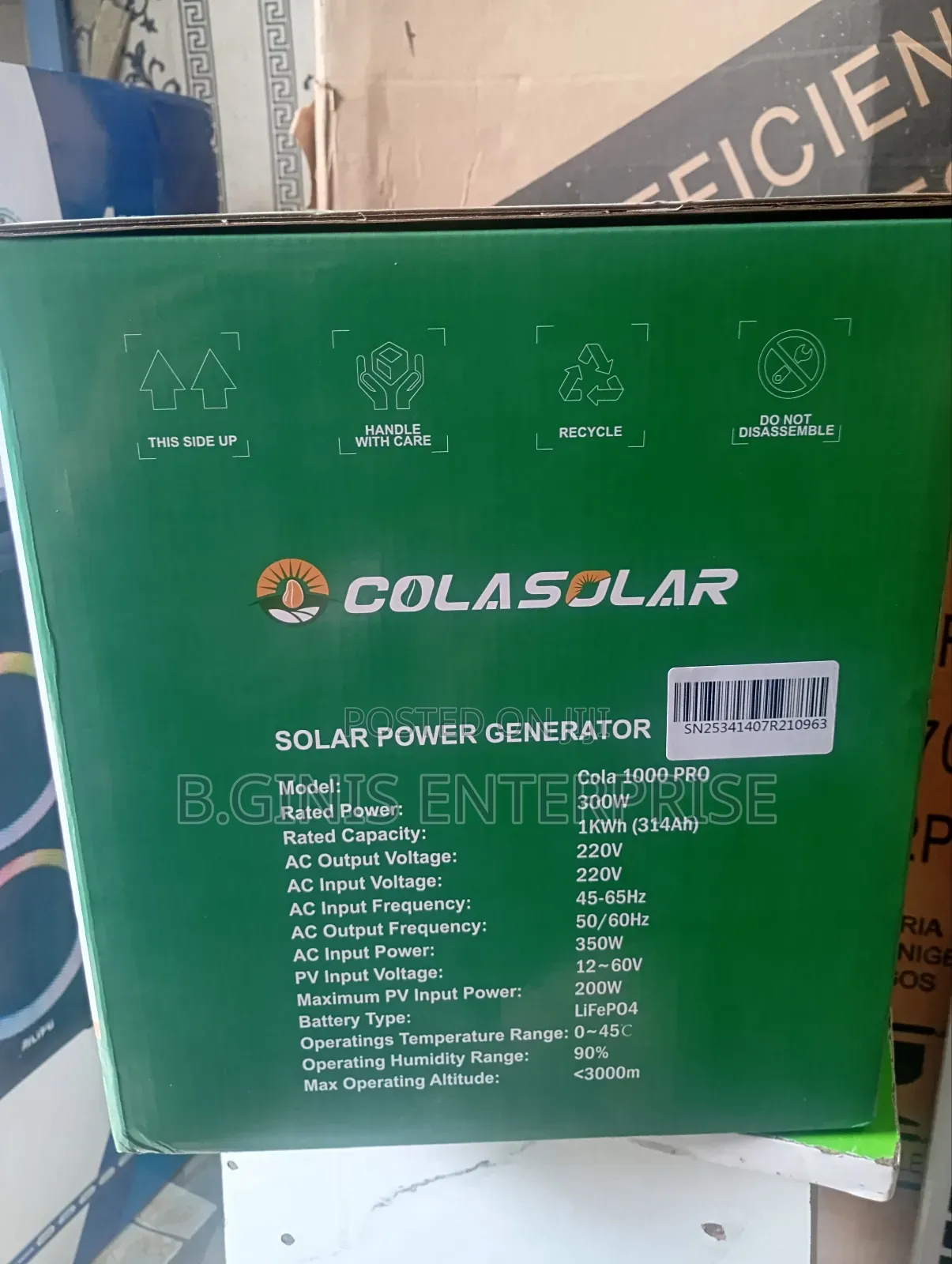 Cola 1000pro Solar Generator