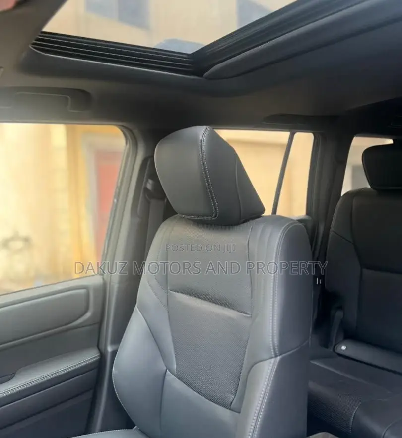New Toyota Land Cruiser Prado 2025 Black