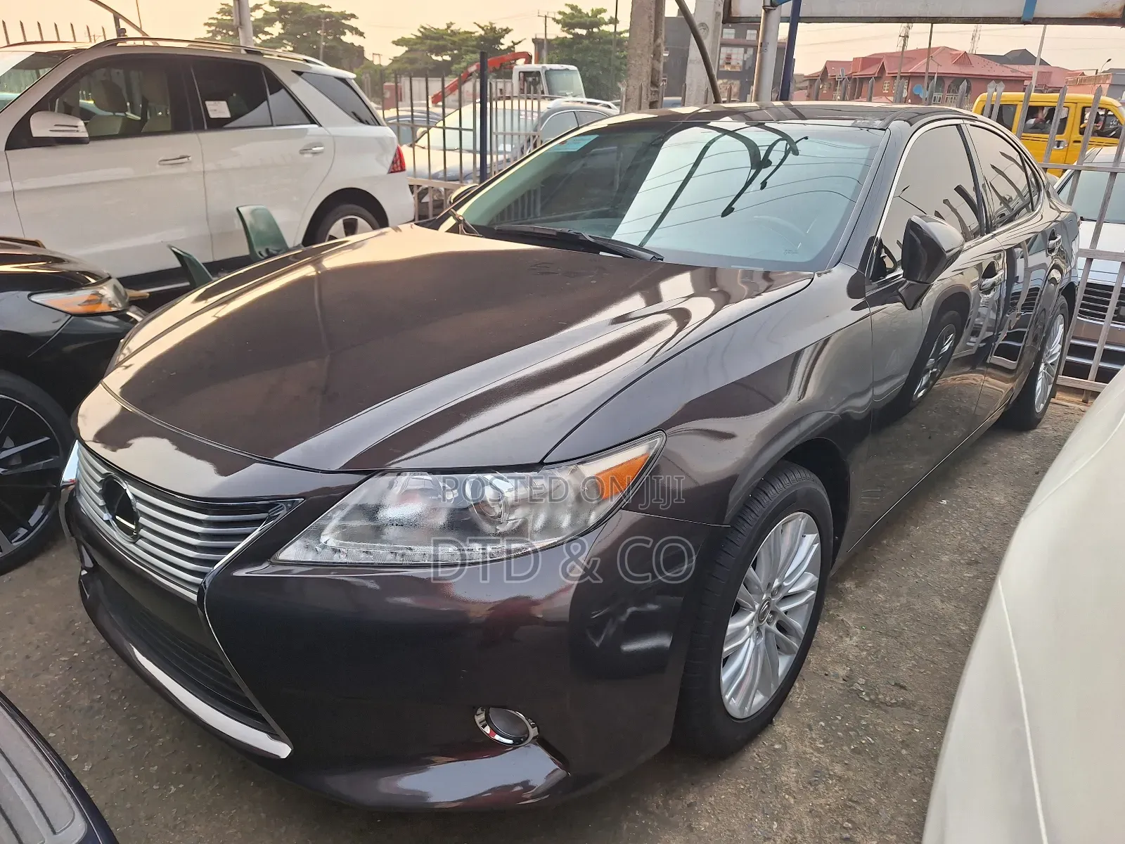 Lexus ES 350 FWD 2014 Brown
