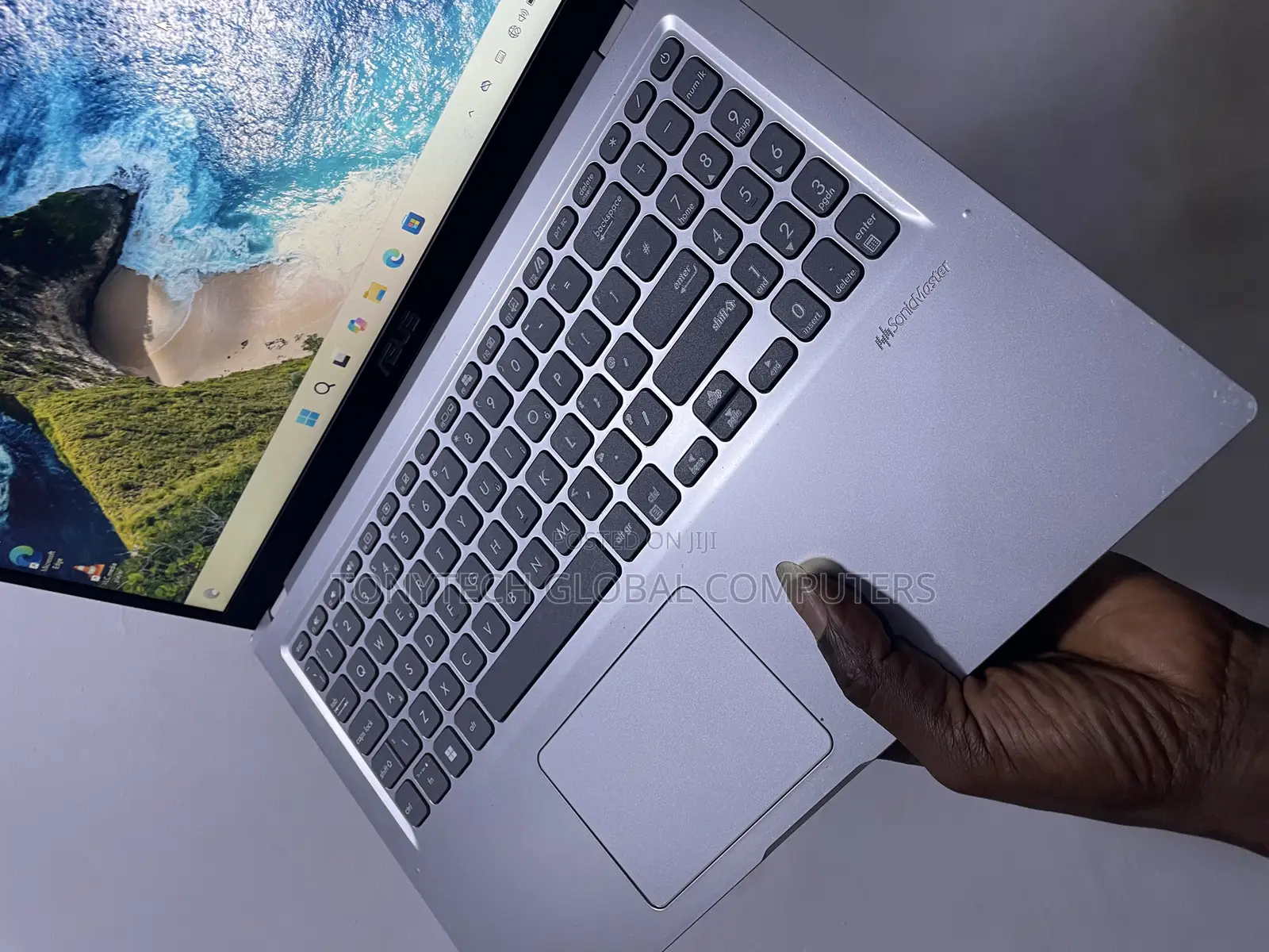 Laptop Asus VivoBook 15 X510UQ 8GB Intel Core I3 SSD 256GB