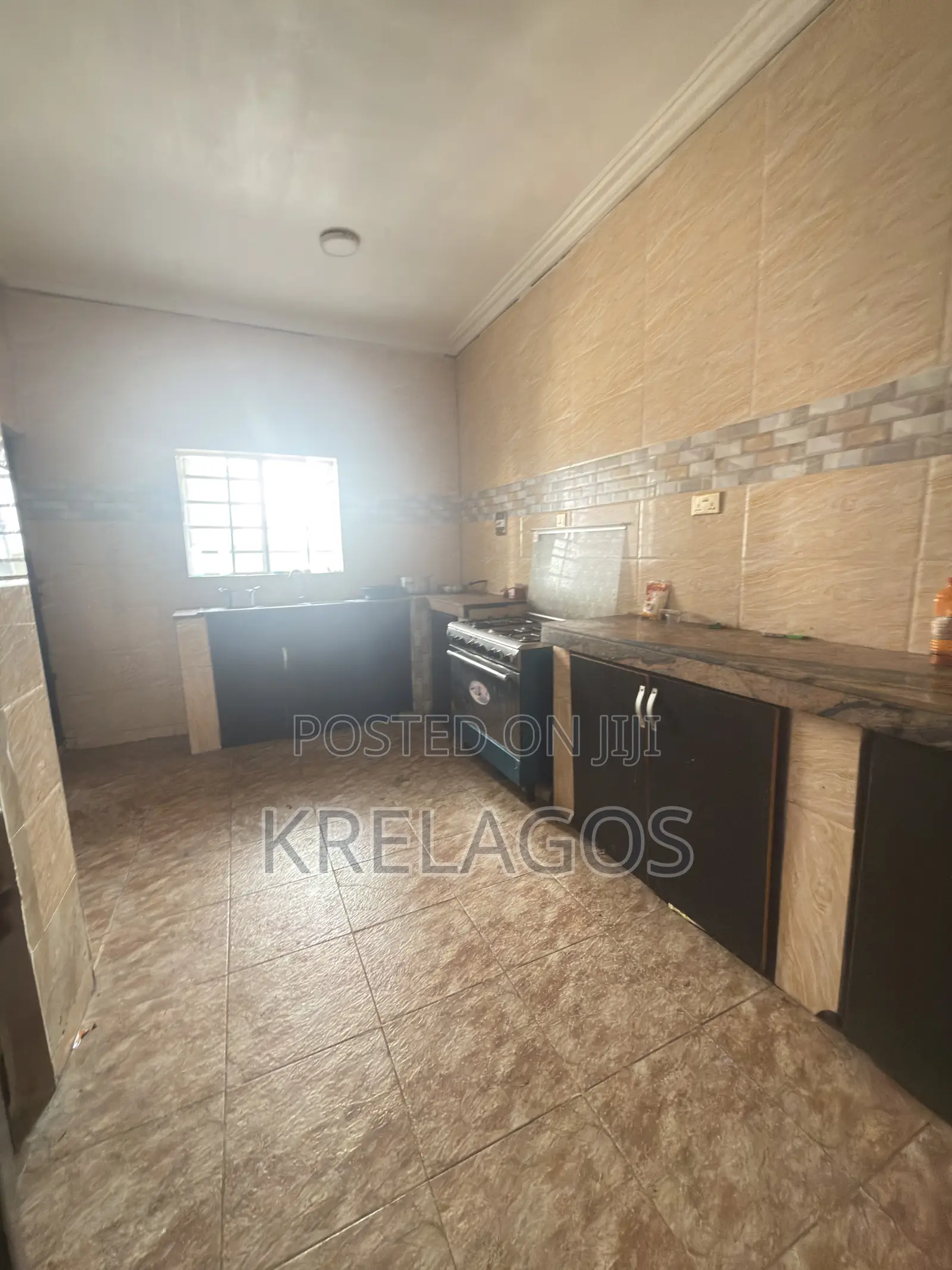3bdrm Apartment in Orchid, Chevron for rent