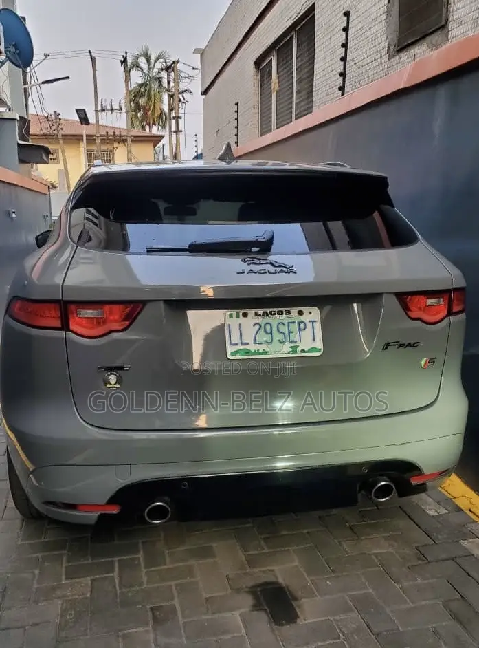 Jaguar F-Pace S 2017 Gray