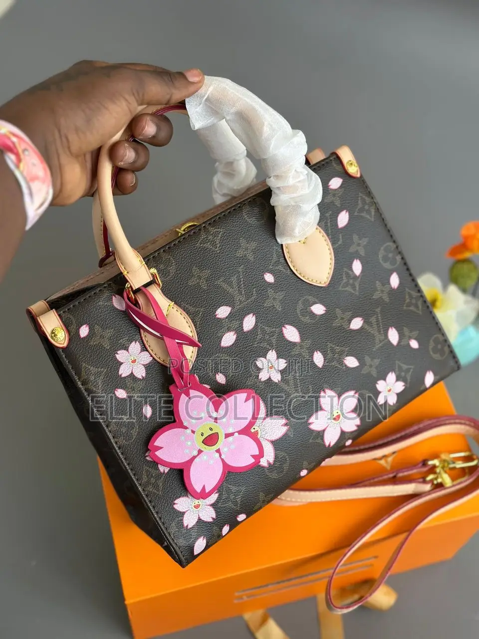Luxe Louis Vuitton X Takashi Murakami Monogram Bag Medium Sized,