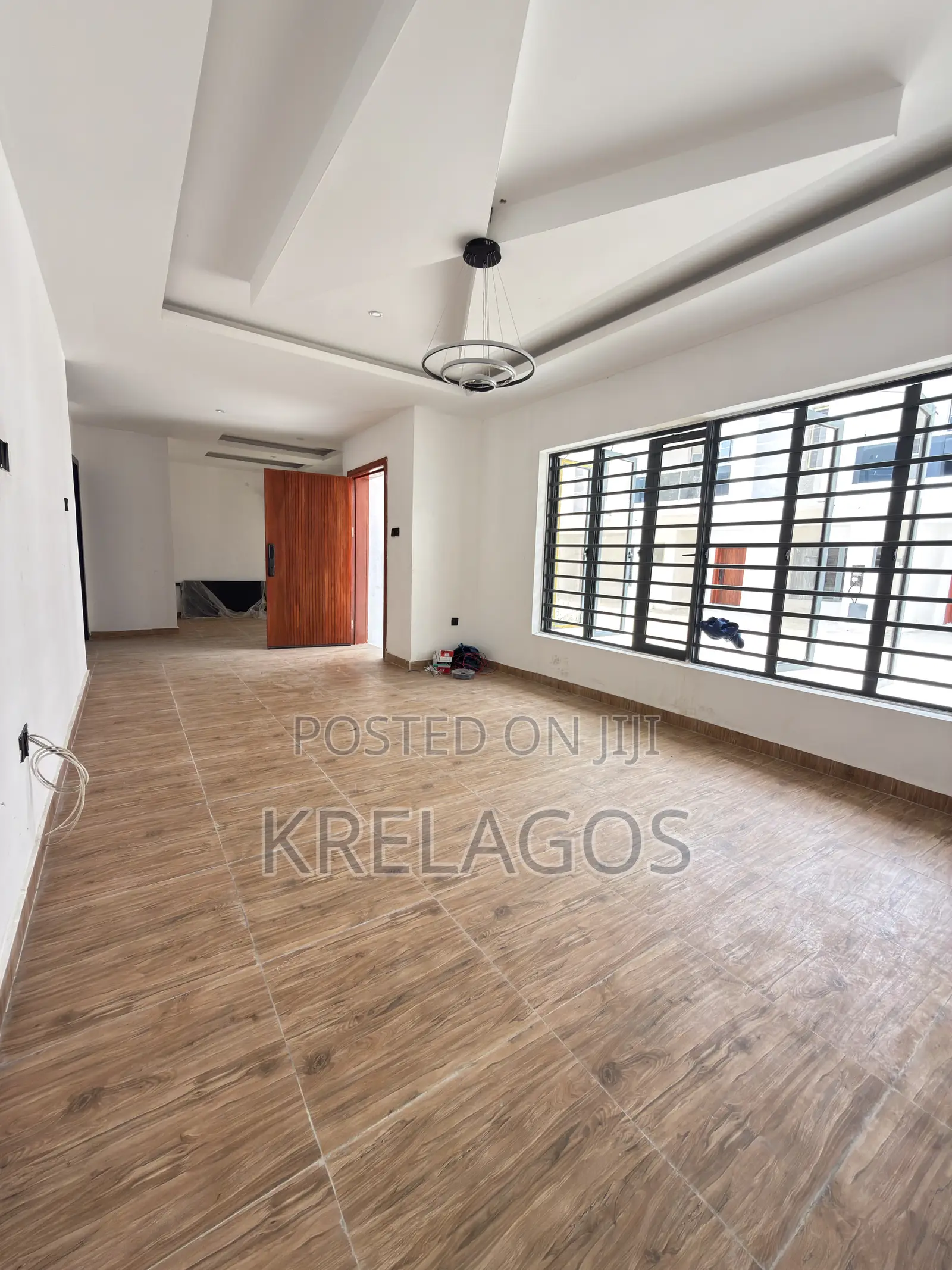 5bdrm Duplex in Orchid, Chevron for sale