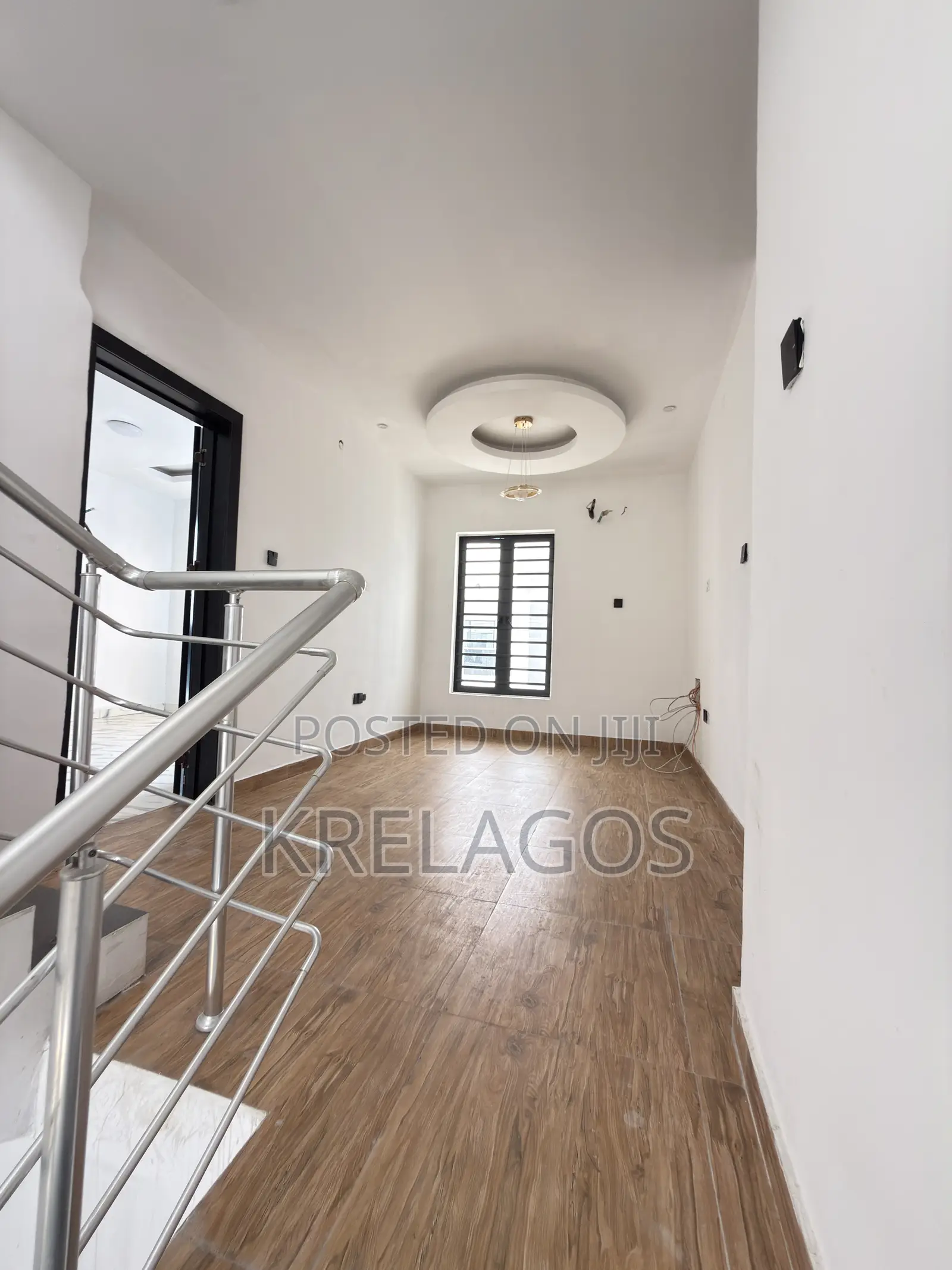 5bdrm Duplex in Orchid, Chevron for sale