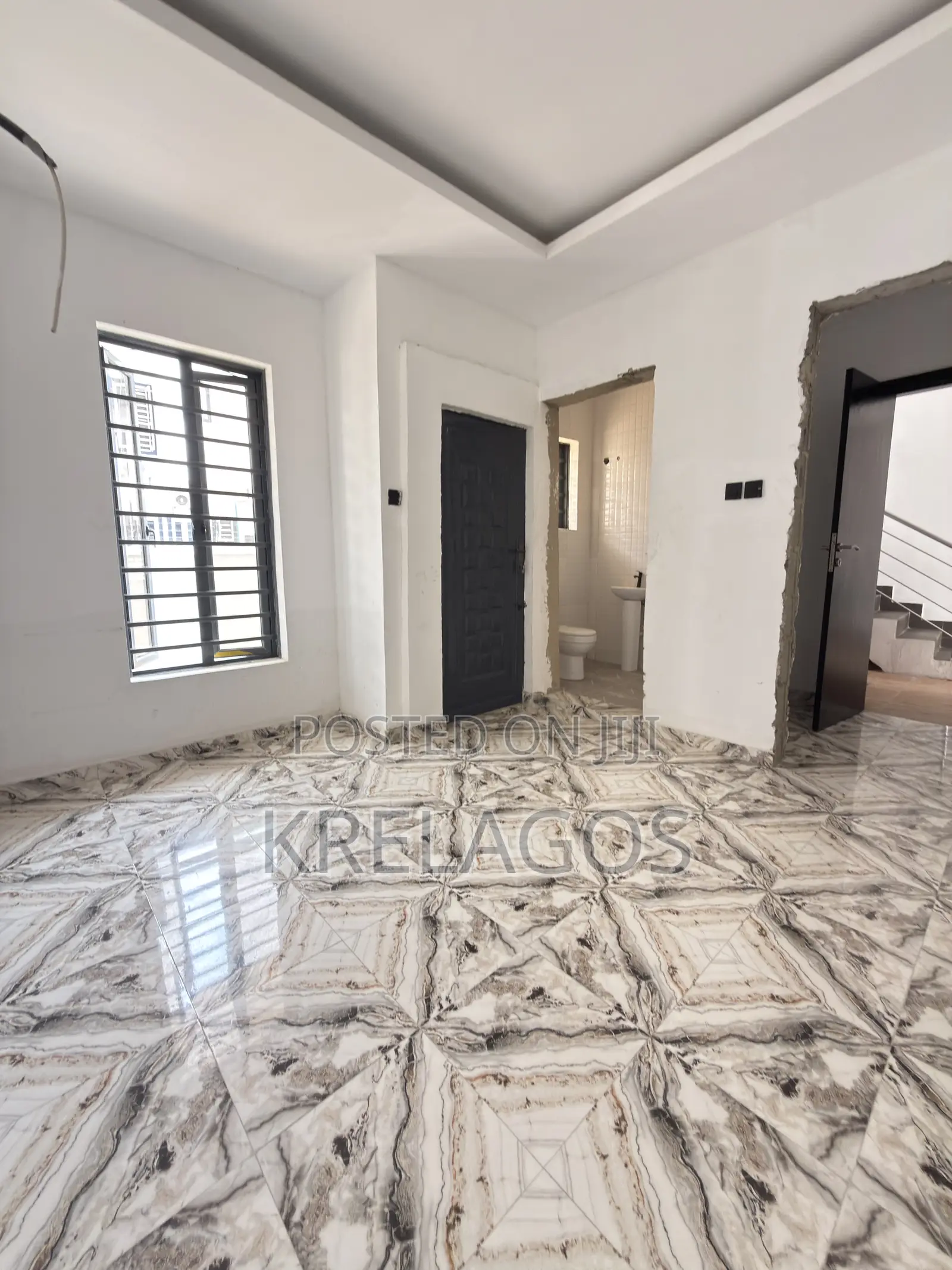 5bdrm Duplex in Orchid, Chevron for sale
