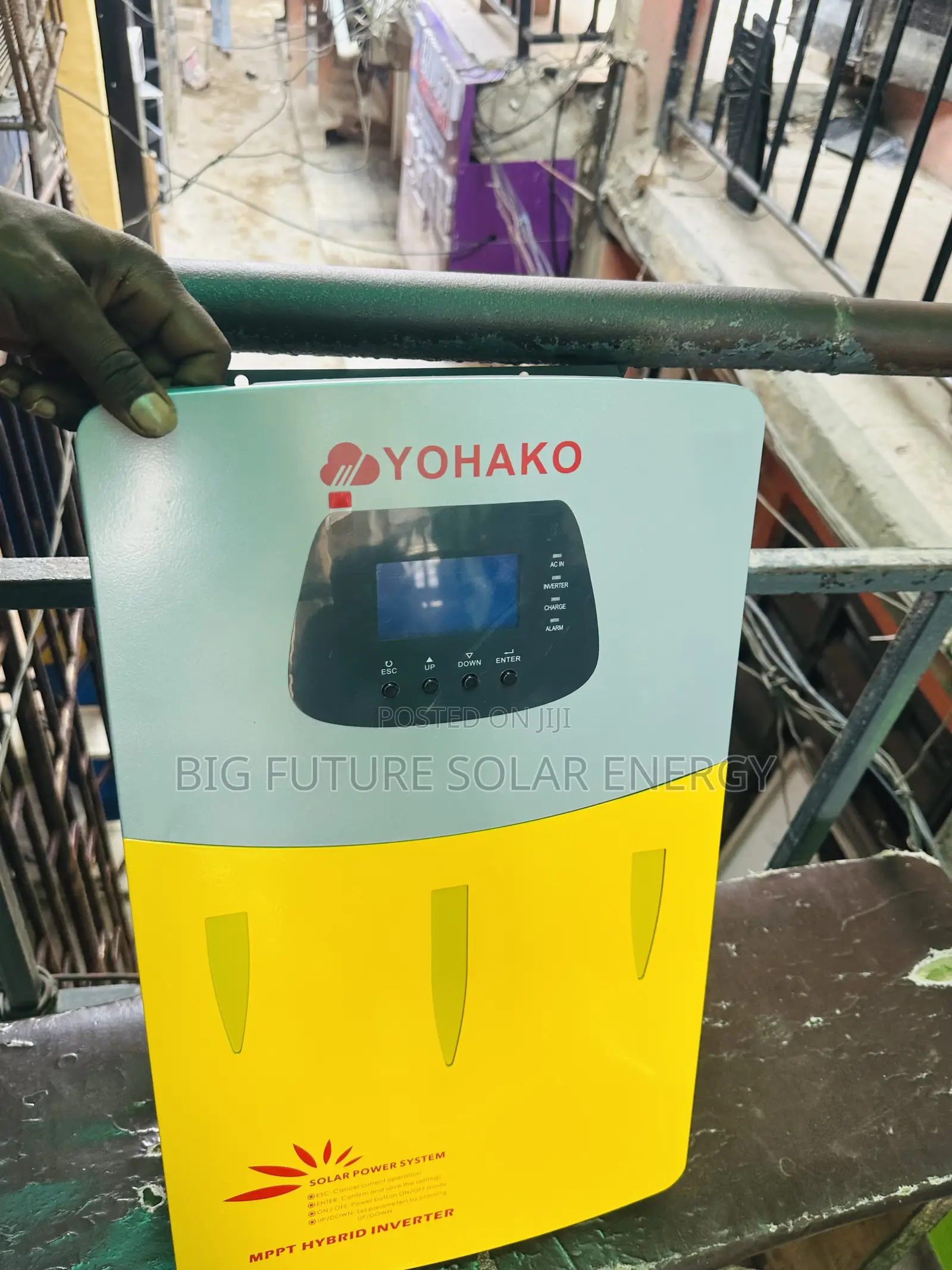 2.5kva Yohako Hybrid Solar Inverter 24v
