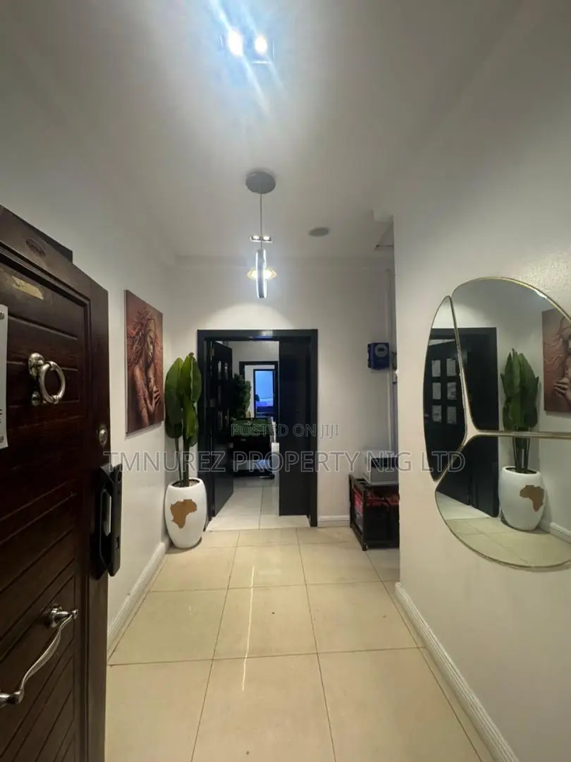 Furnished 2bdrm Apartment in Lekki Right for rent