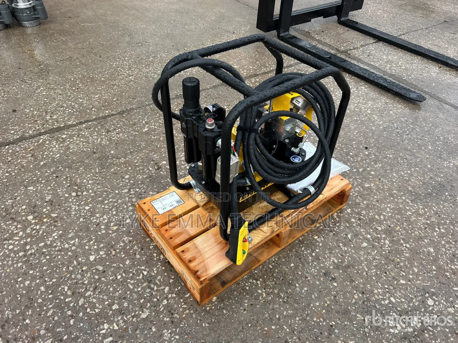 Enerpac Za4208tx-E Air Hydraulic Torque Wrench Pump