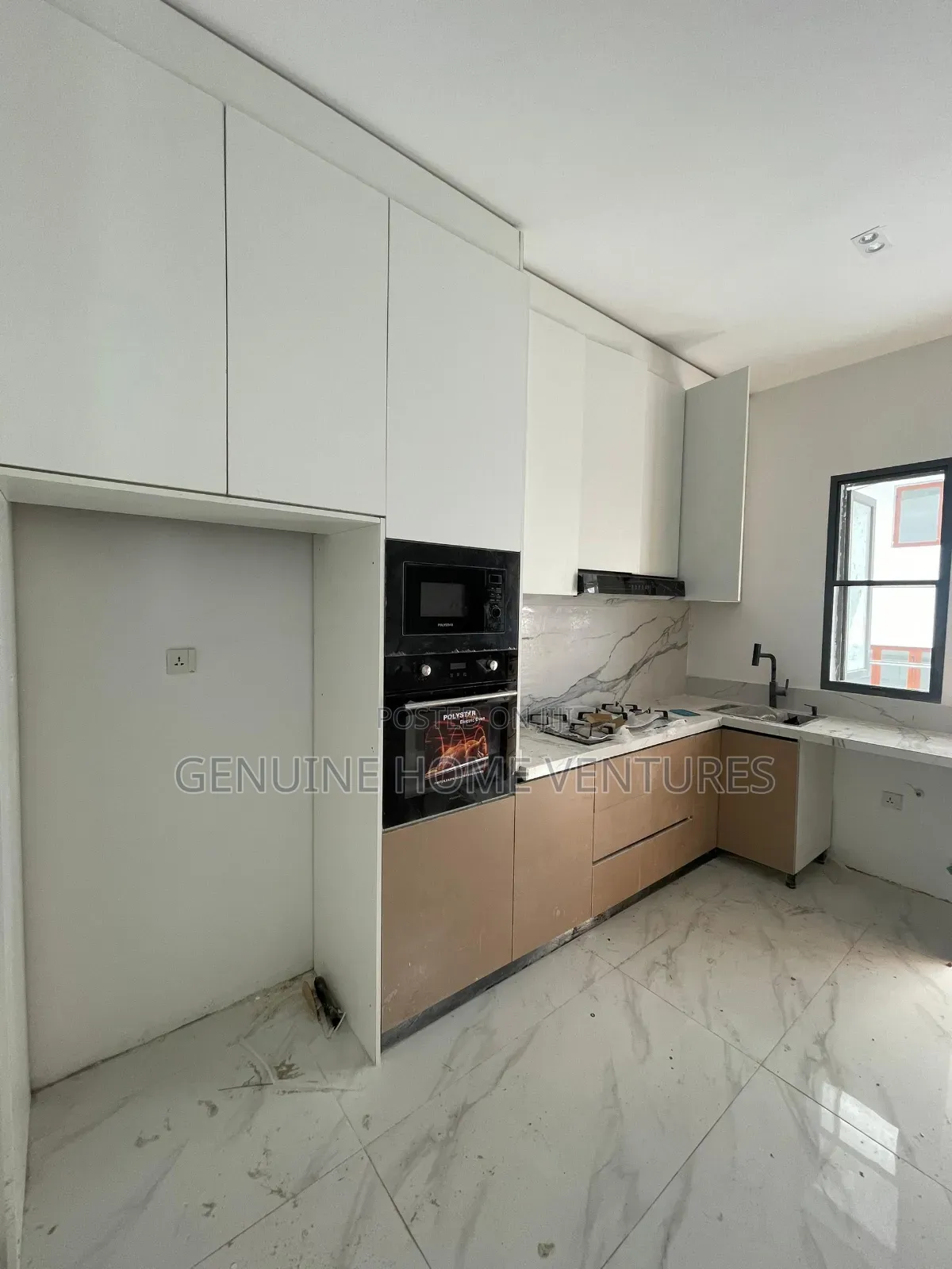 2bdrm Apartment in Lekki Phase 1 for sale