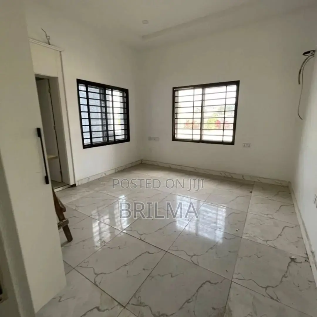 4bdrm Duplex in Dawaki for sale