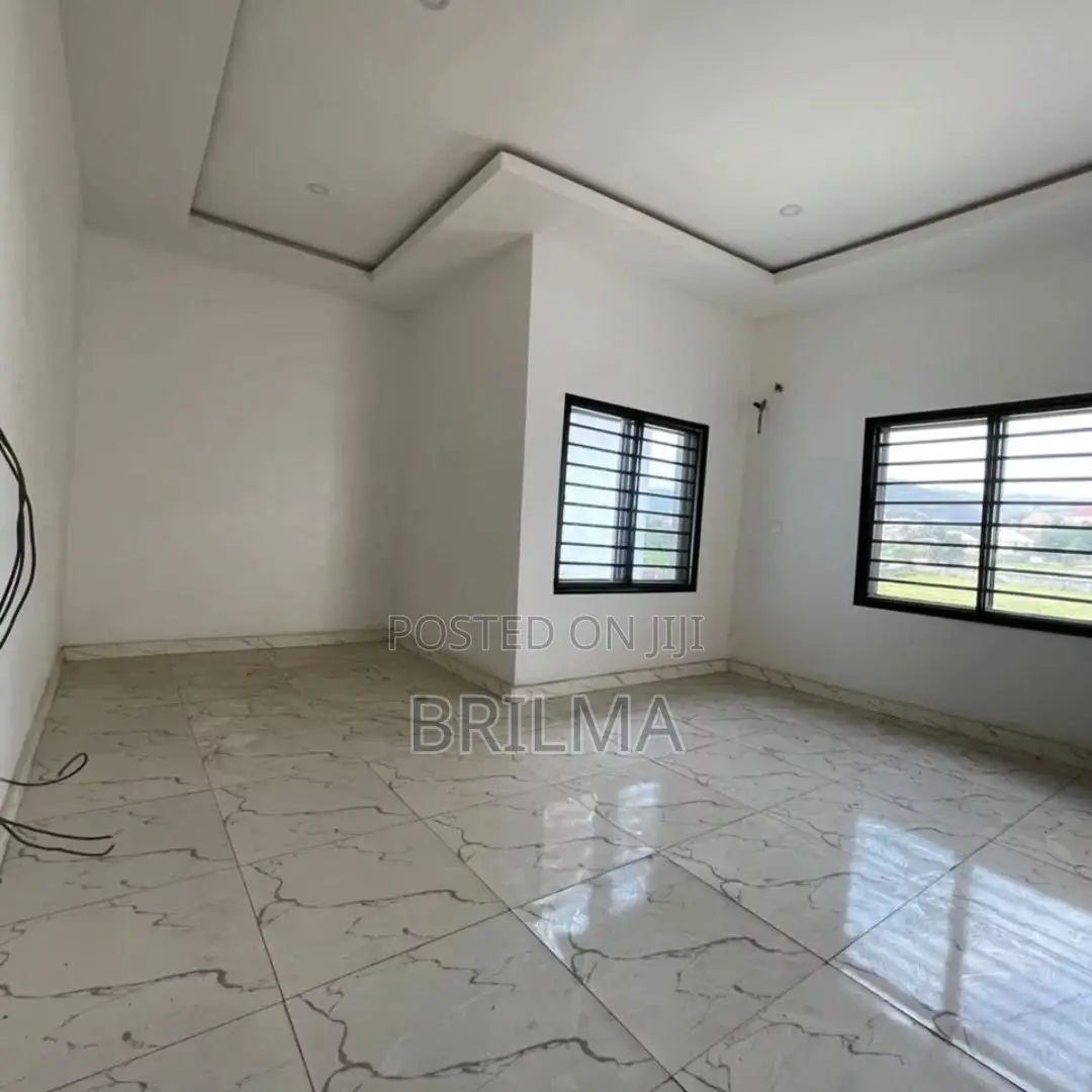 4bdrm Duplex in Dawaki for sale
