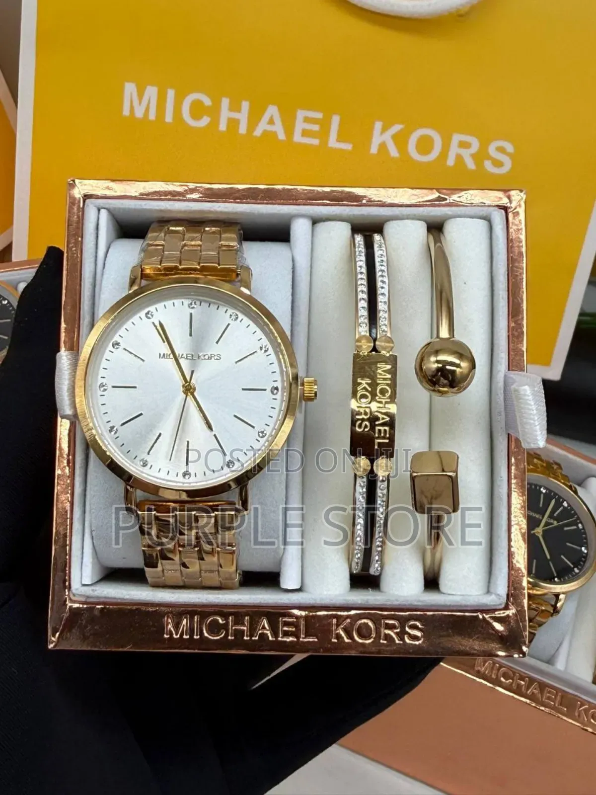 Michael Kors Women Watch and Bracelets Set Perfect Gift Set 
