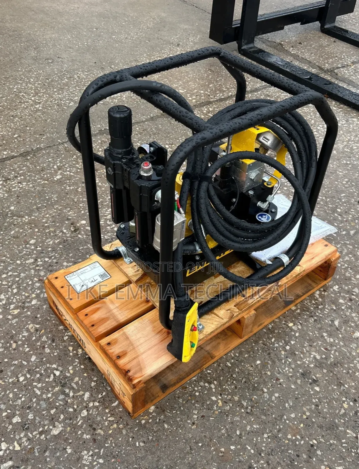 Enerpac Air / Pneumatic Hydraulic Torque Pump Machine (10,000 Psi)