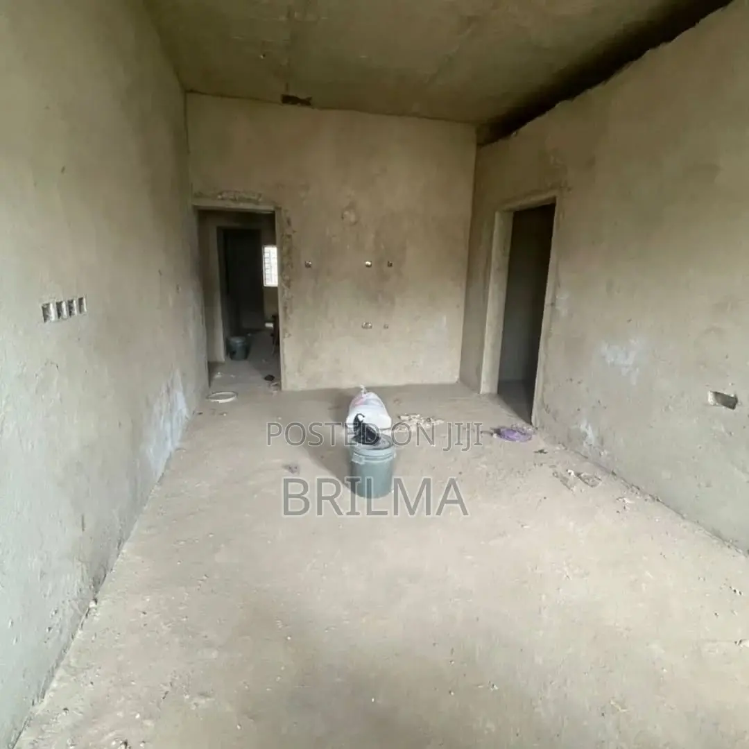4bdrm Duplex in Dawaki for sale