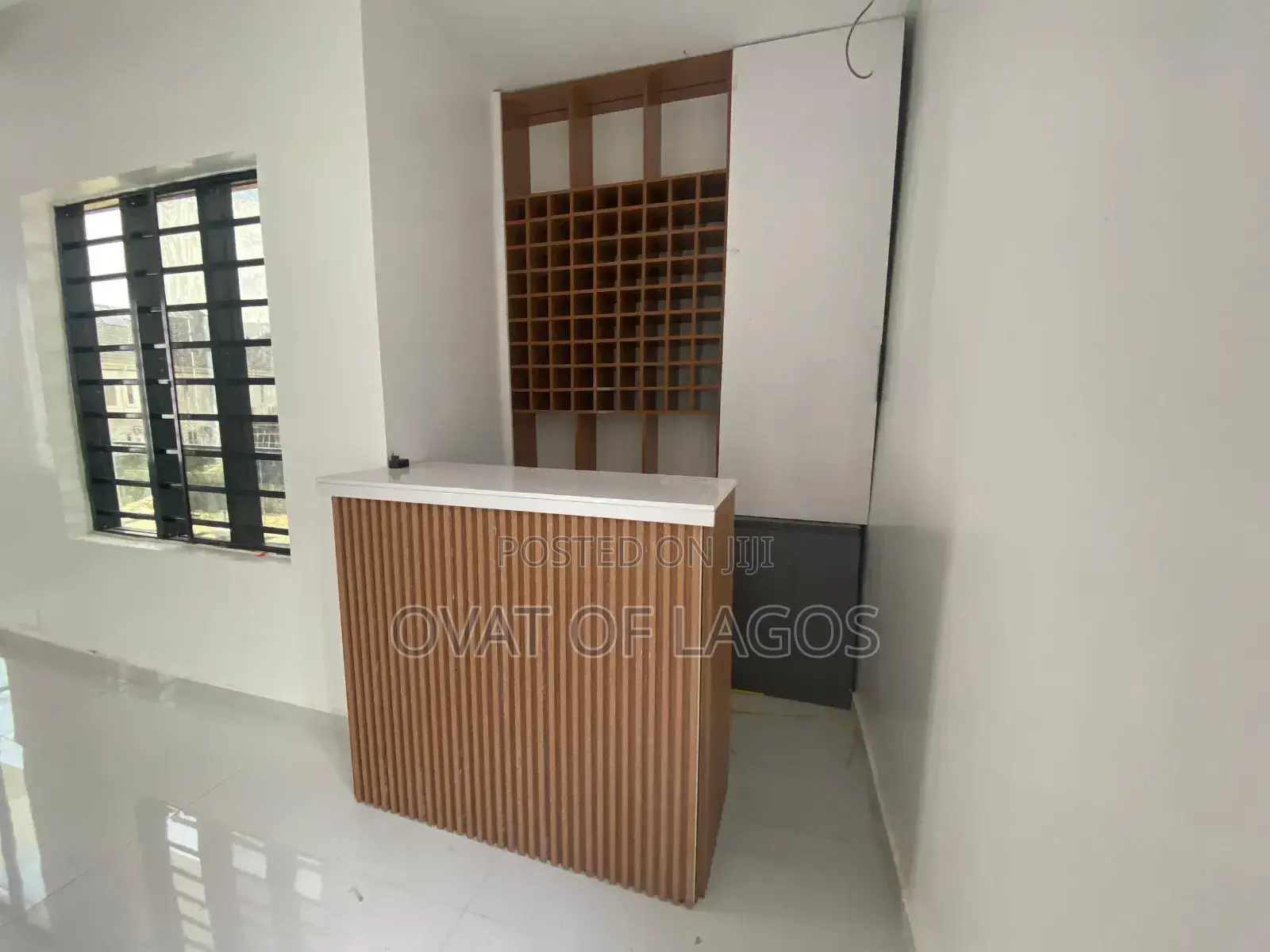 5bdrm Duplex in Chevron for sale
