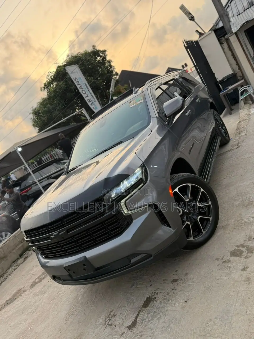 Chevrolet Suburban 2021 Gray