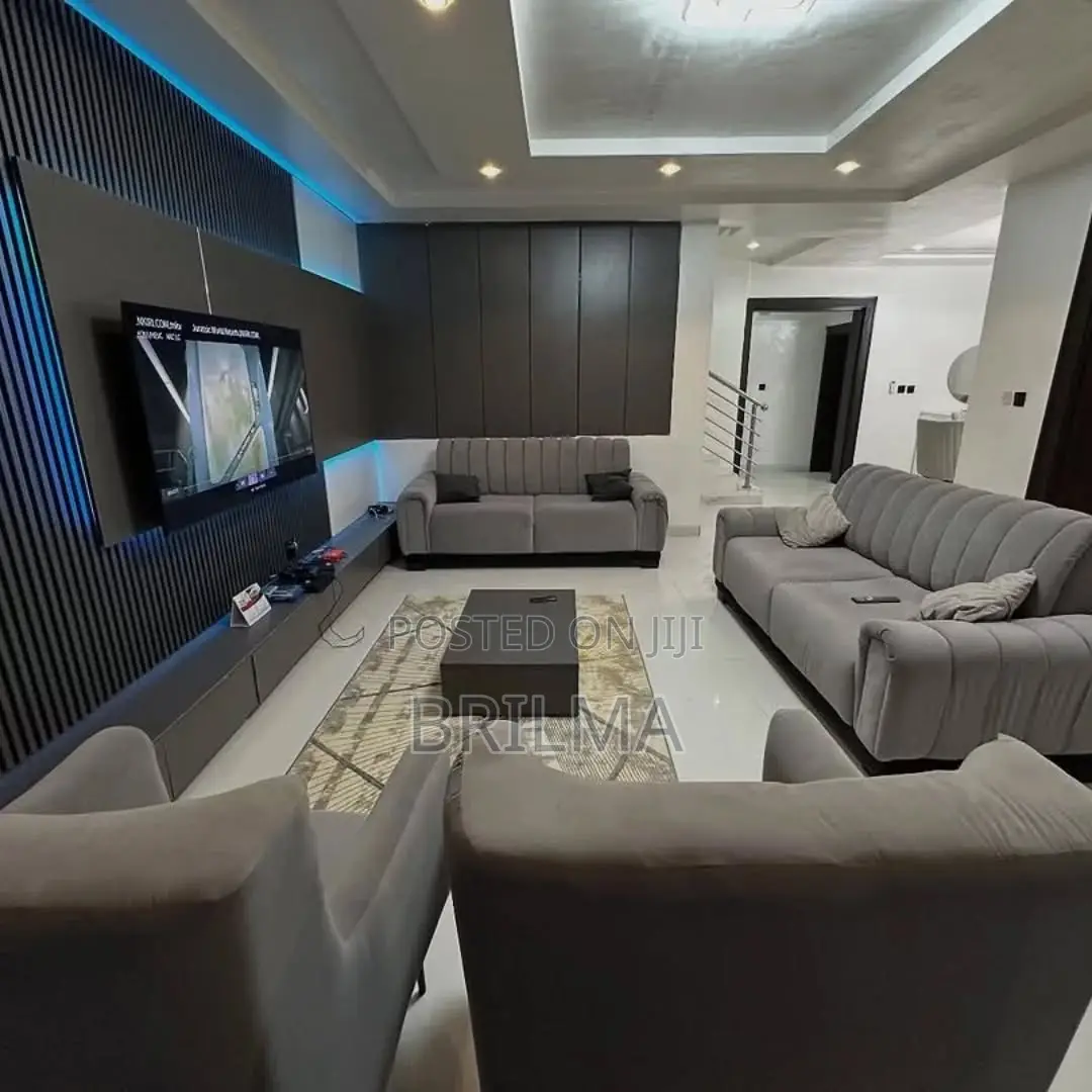 4bdrm Duplex in Karsana for sale