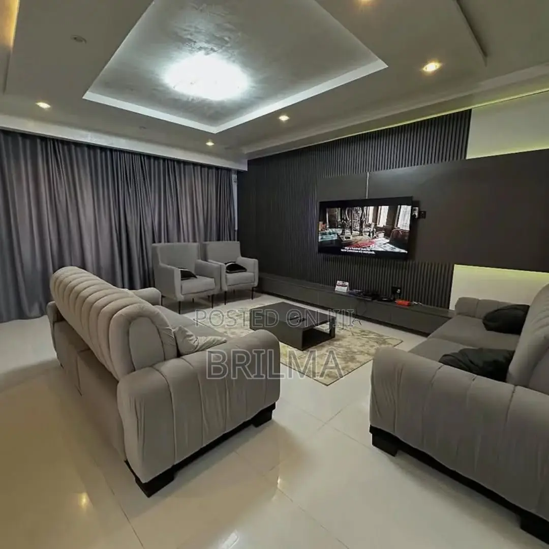 4bdrm Duplex in Karsana for sale