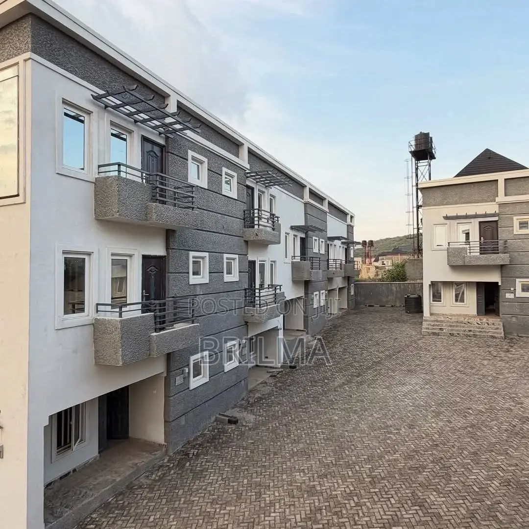 3bdrm Duplex in Apo Resettlement for sale