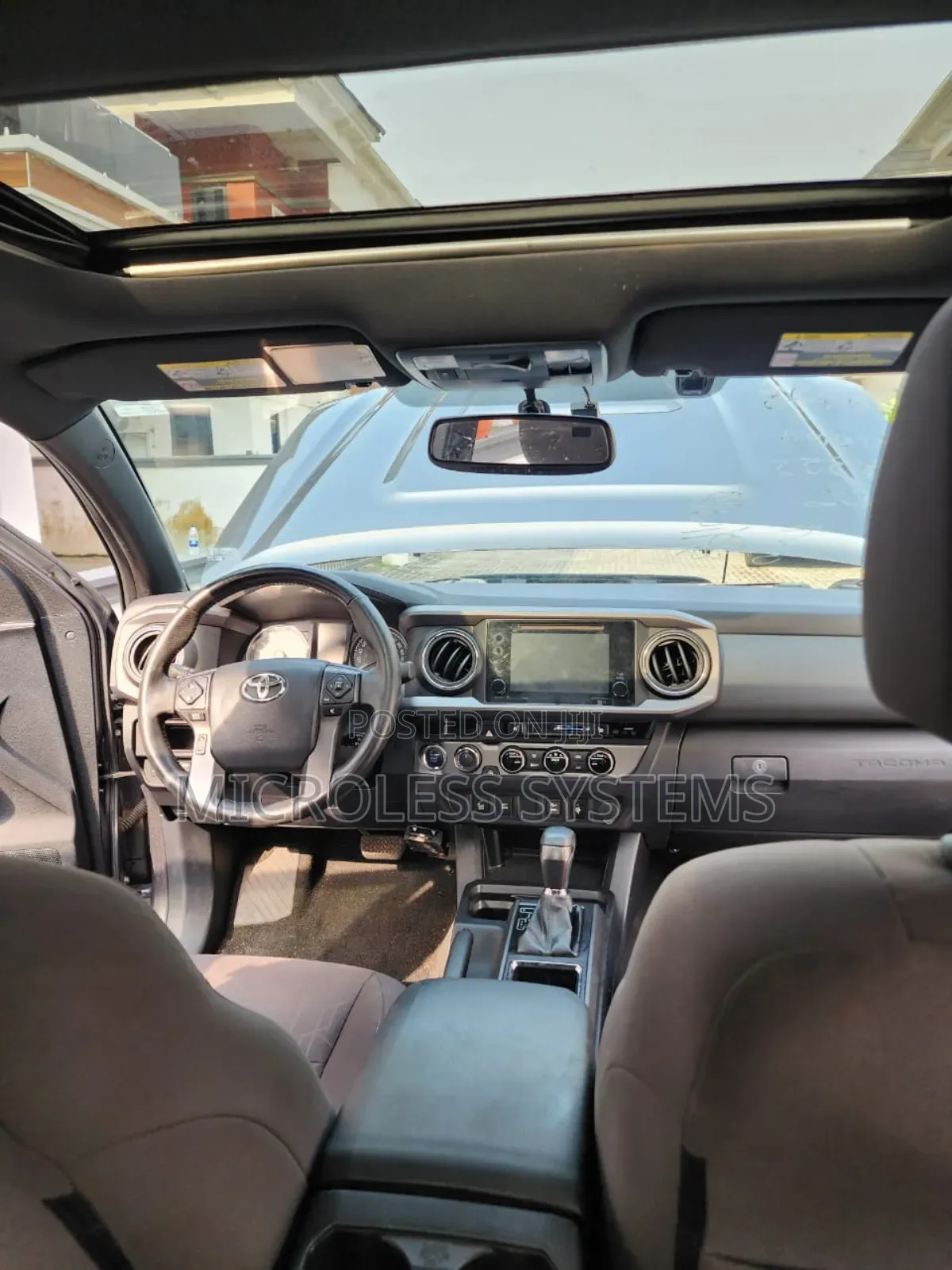 Toyota Tacoma 2017 Gray
