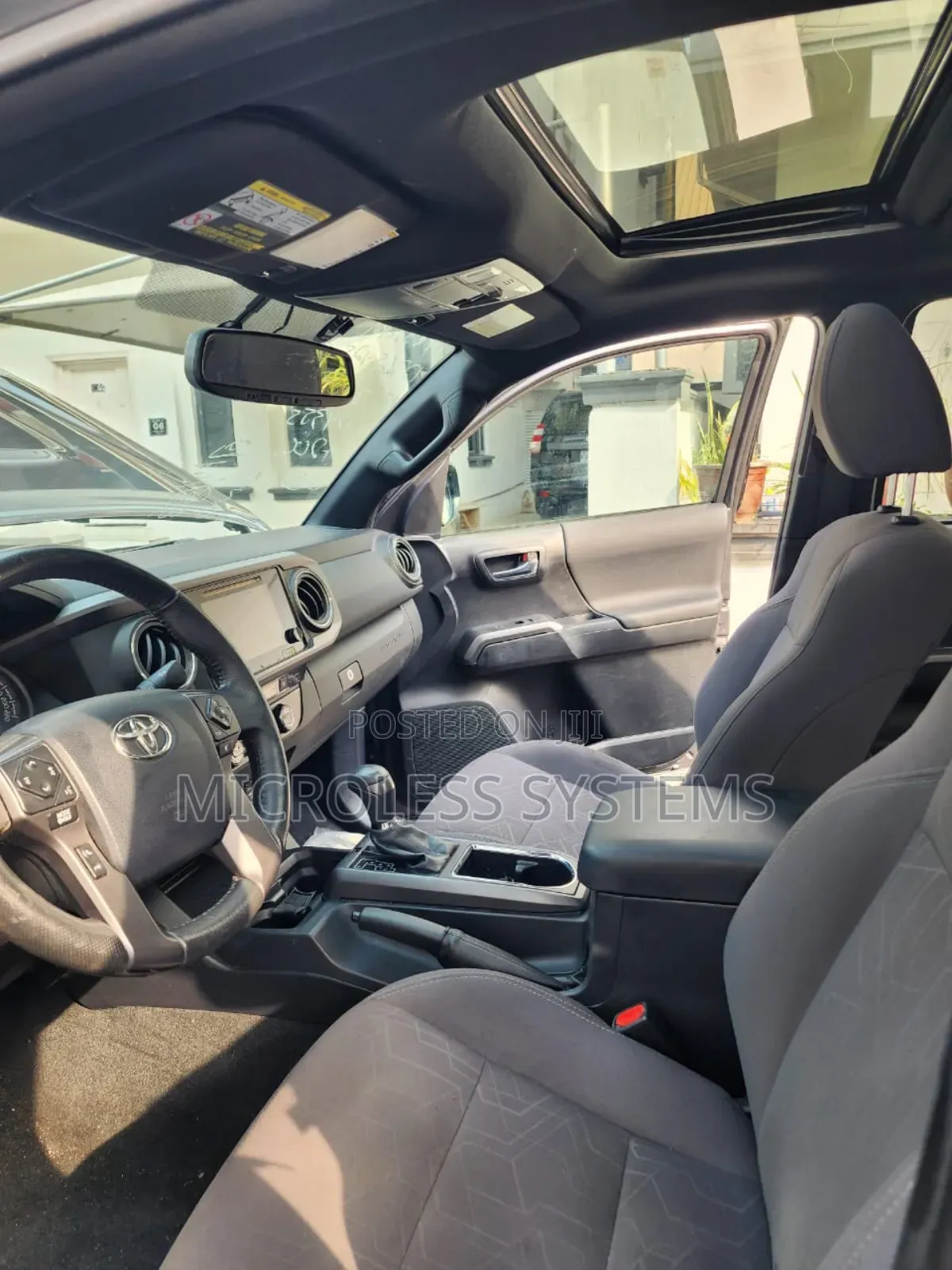 Toyota Tacoma 2017 Gray
