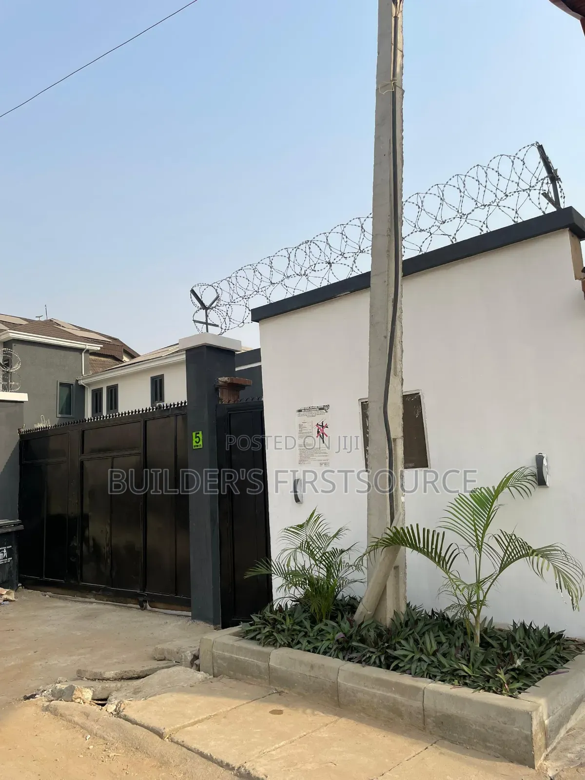 2 Bedroom Apartment, Ajao Estate Airport Road