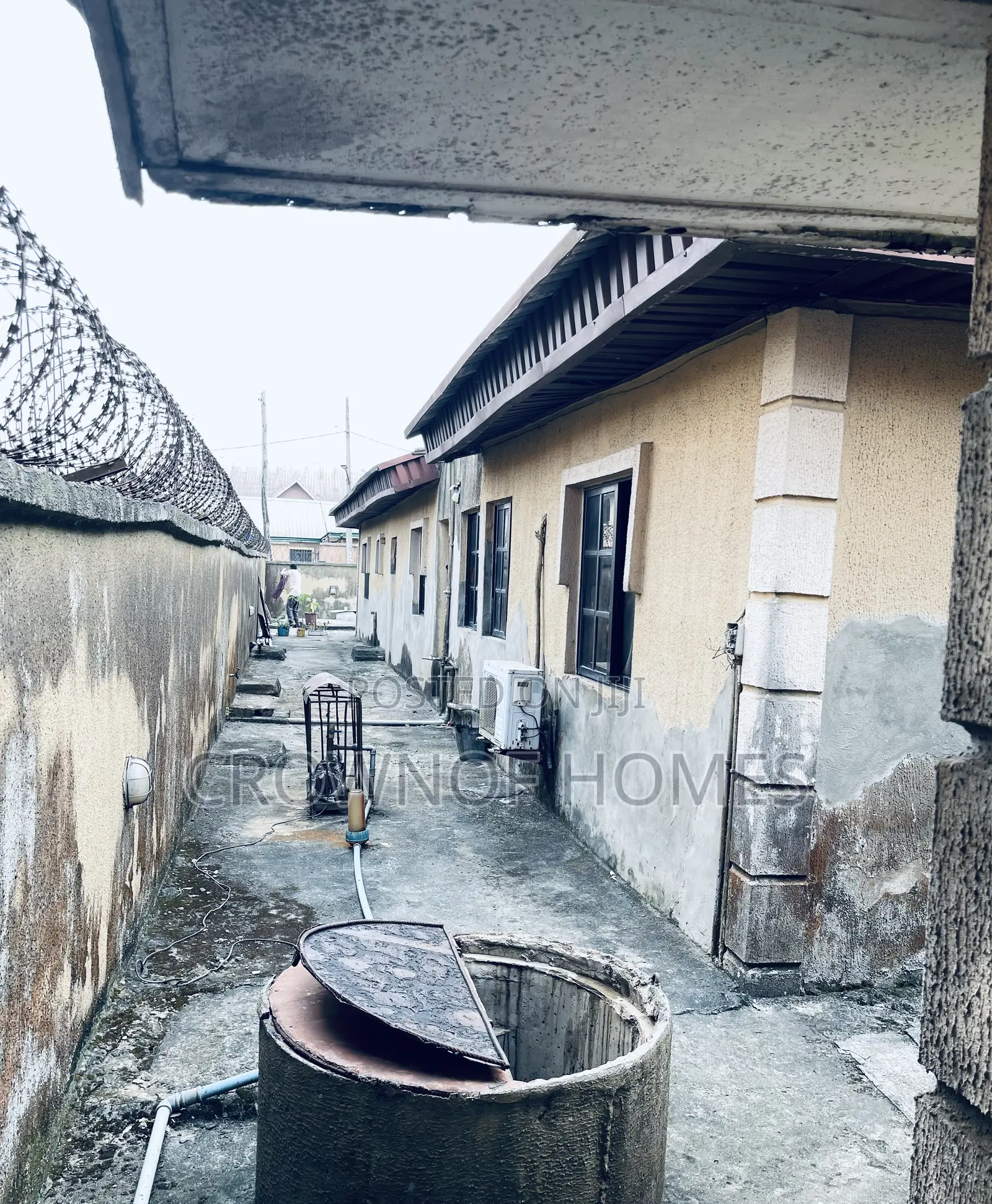 4bdrm Bungalow in Alaba for sale