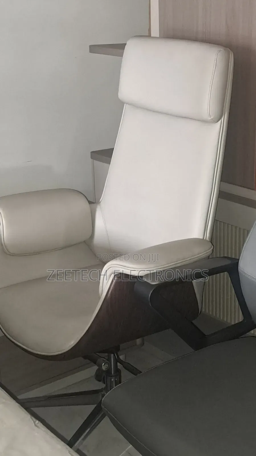 Md Executive Office Chair