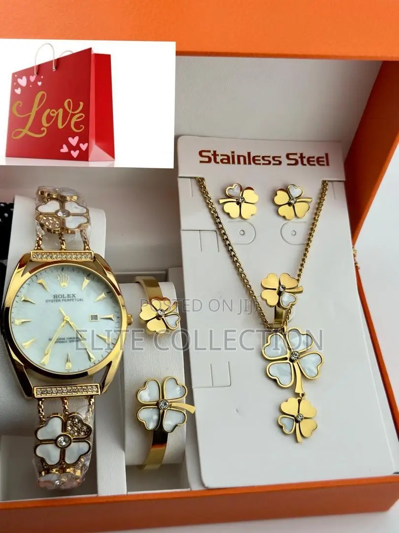 Quality Women Jewellery Set Fully Boxed