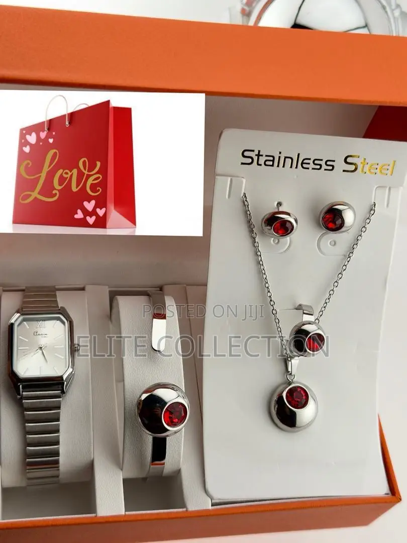 Quality Women Jewellery Set Fully Boxed