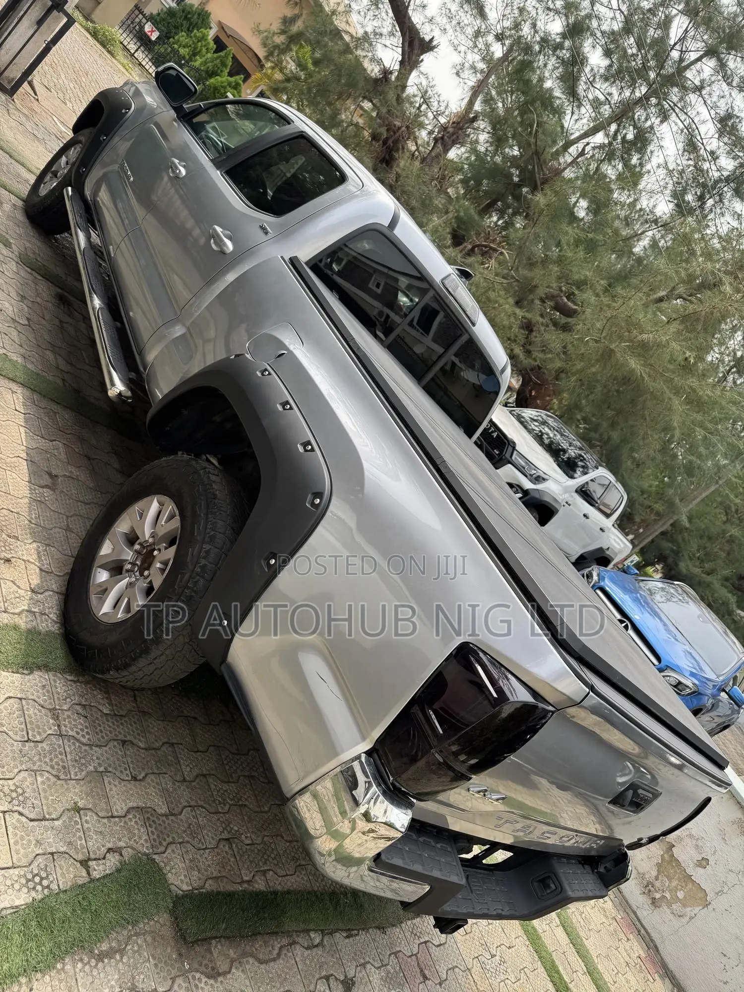 Toyota Tacoma SR5 2017 Silver