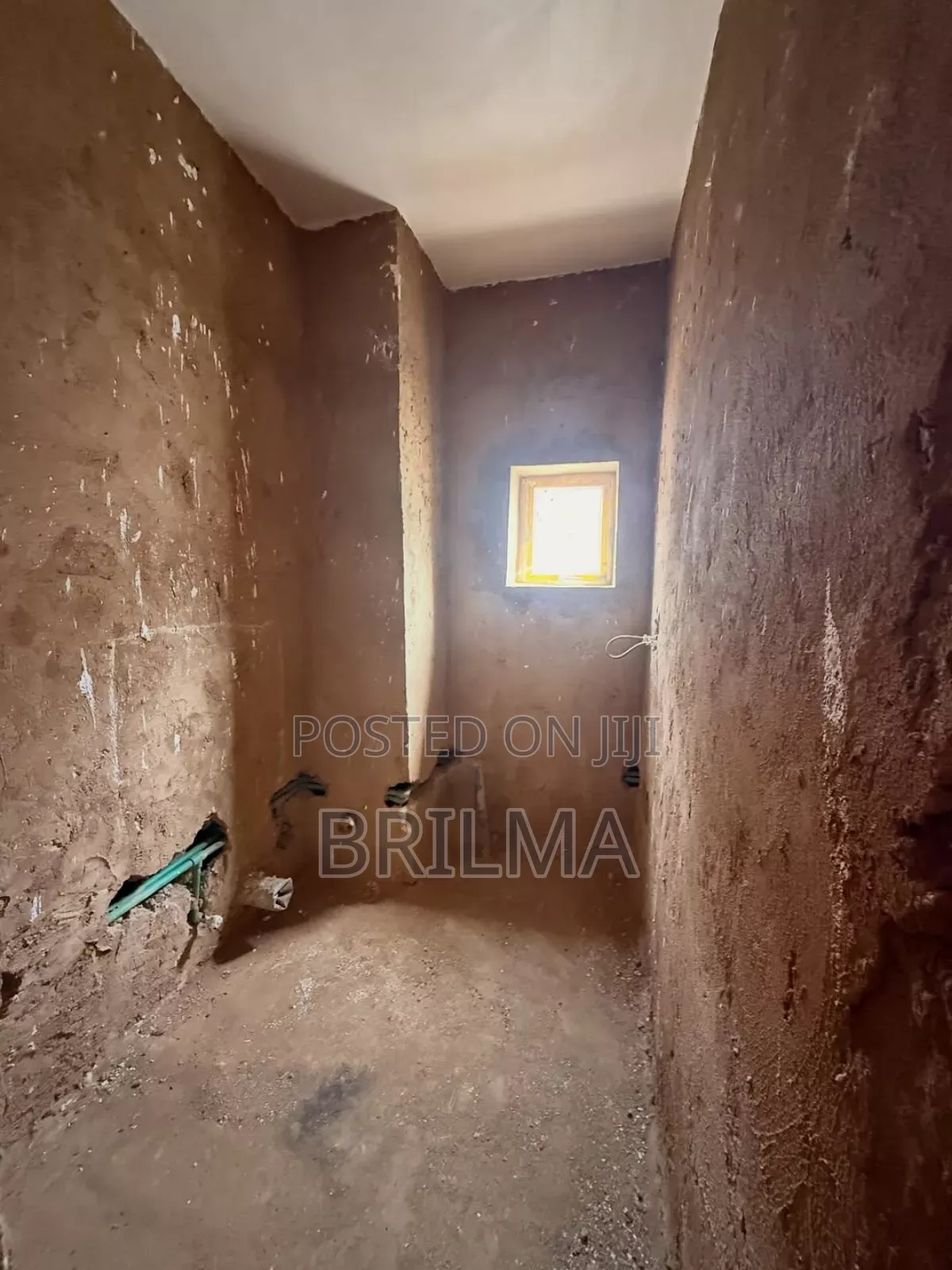 3bdrm Block of Flats in Karsana for sale