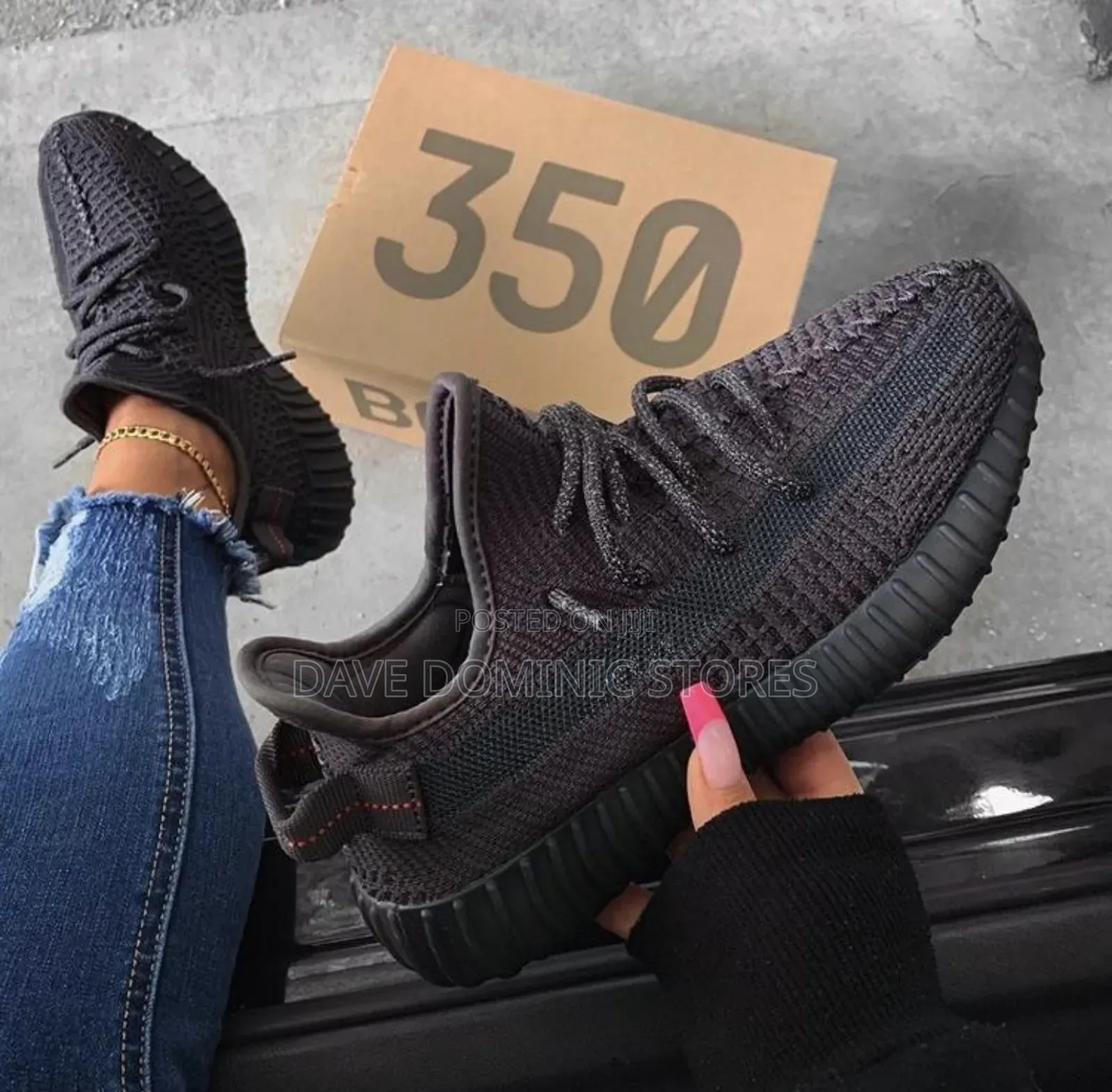 Adidas Yezzy Boost 350 V2 Onyx Sneakers
