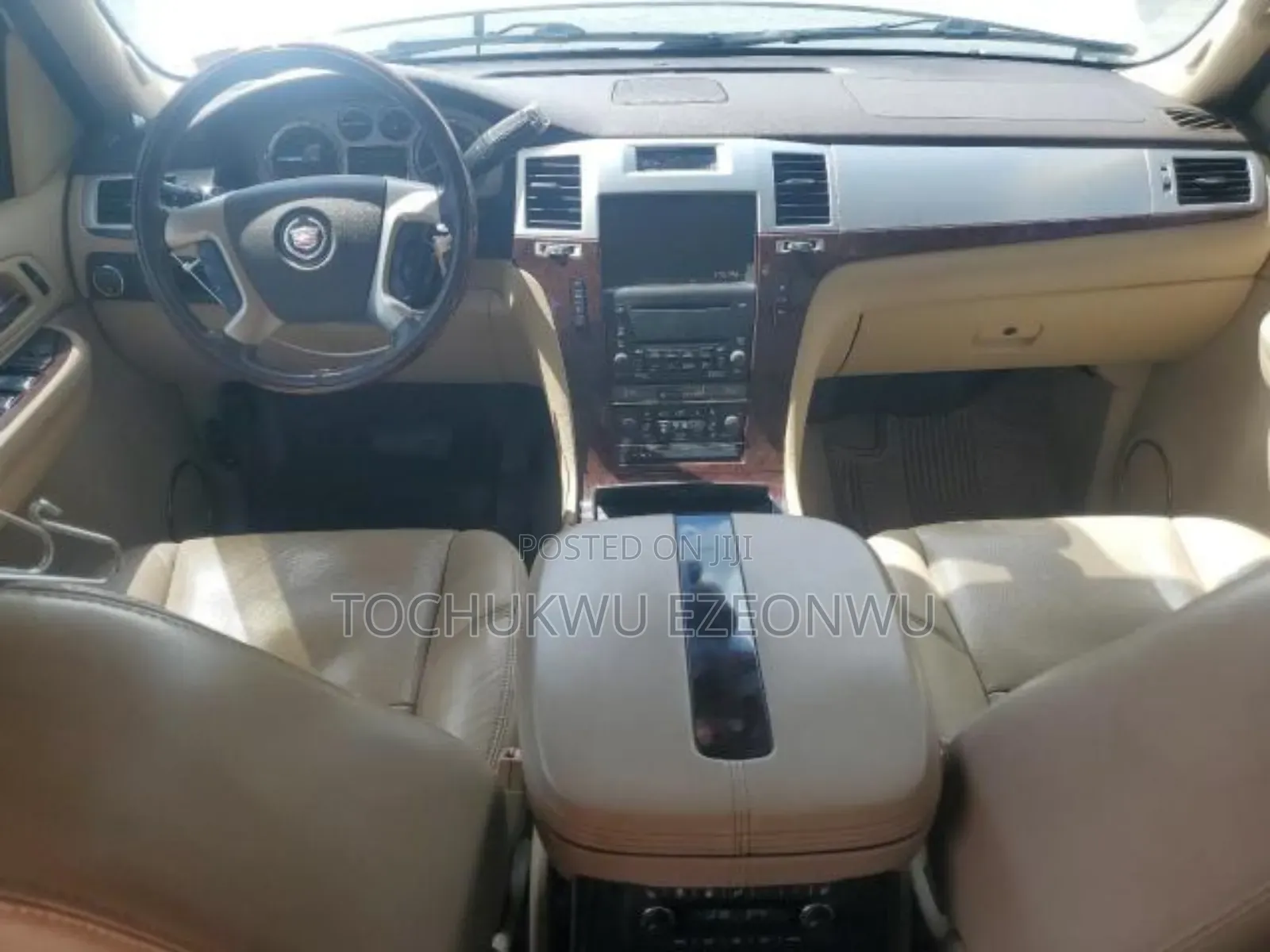 Cadillac Escalade 2009 White