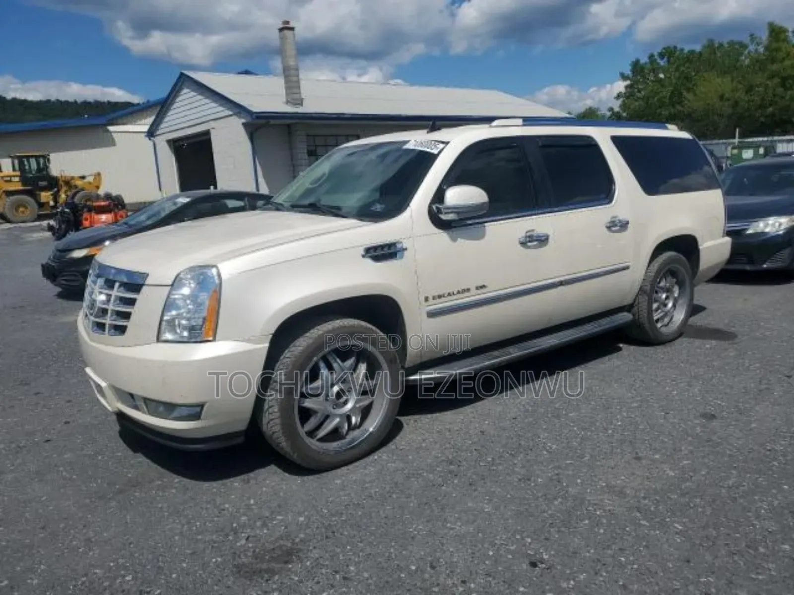 Cadillac Escalade 2009 White