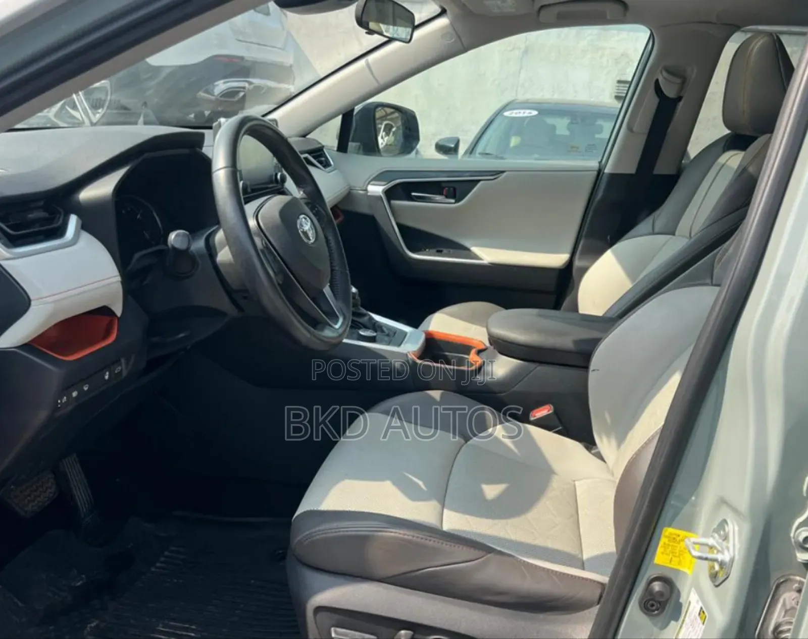 Toyota RAV4 Adventure 2019 Green