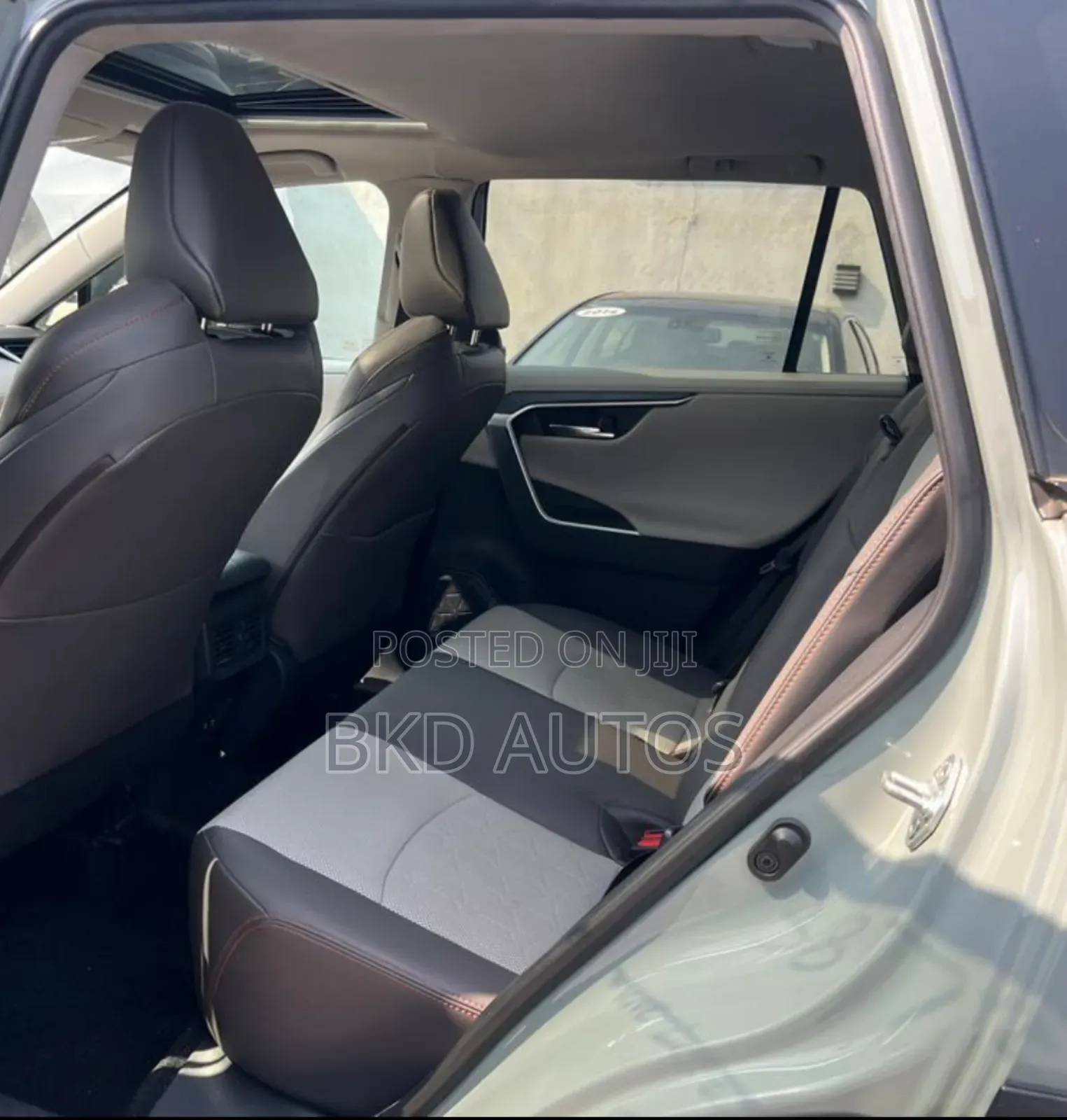 Toyota RAV4 Adventure 2019 Green